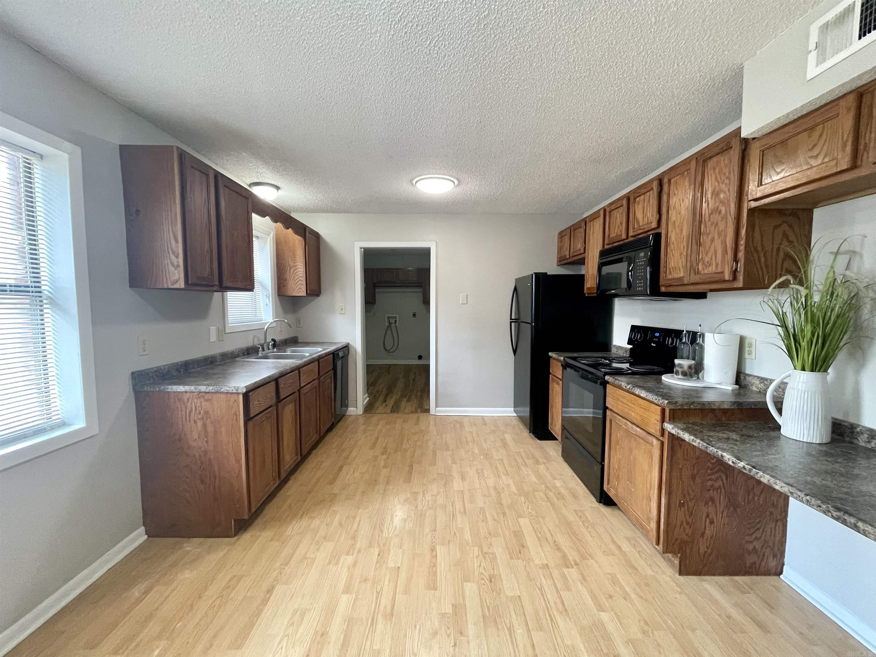 1009 Opal  Lake City, AR