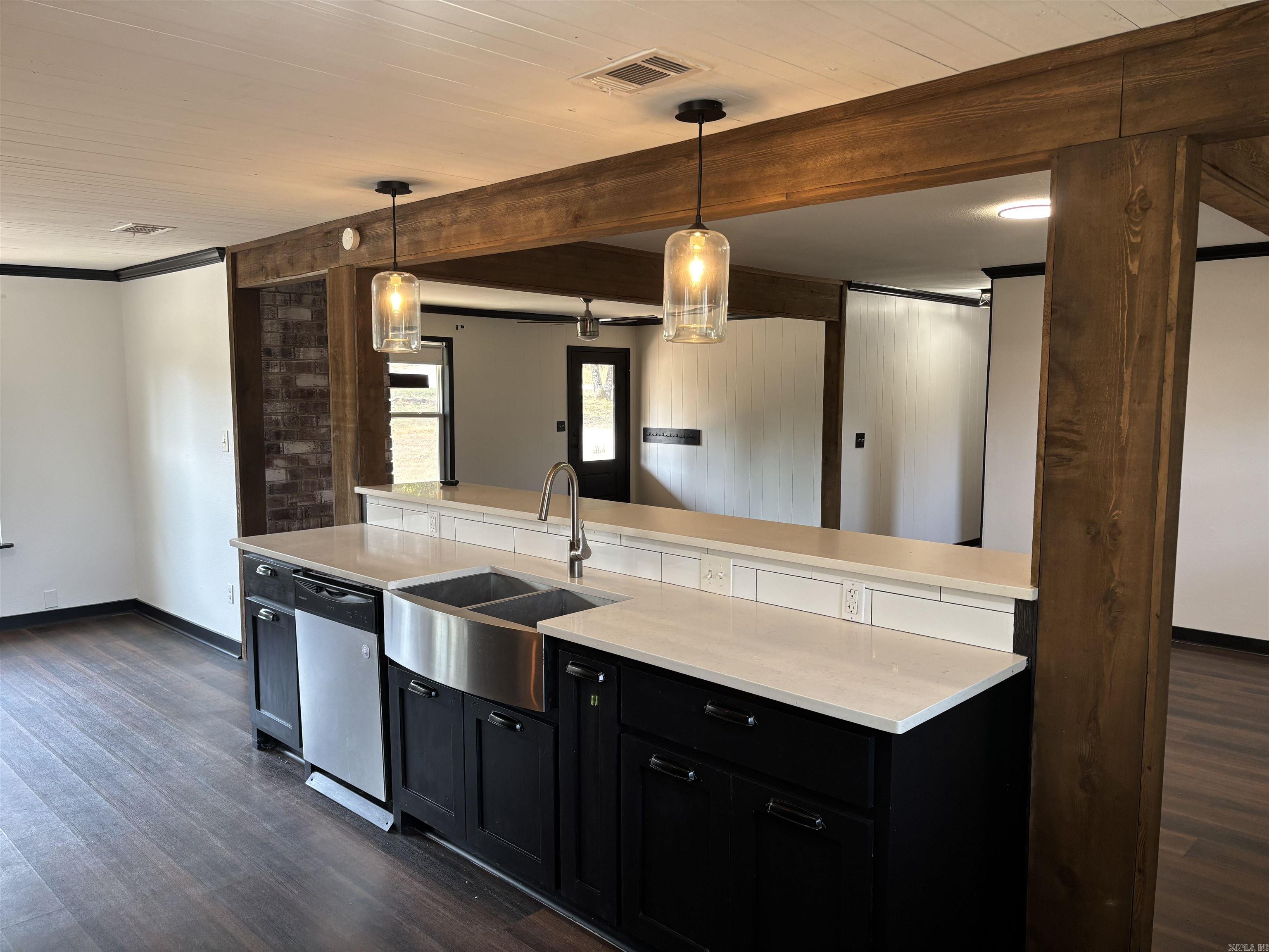 2 North Drive  Conway, AR