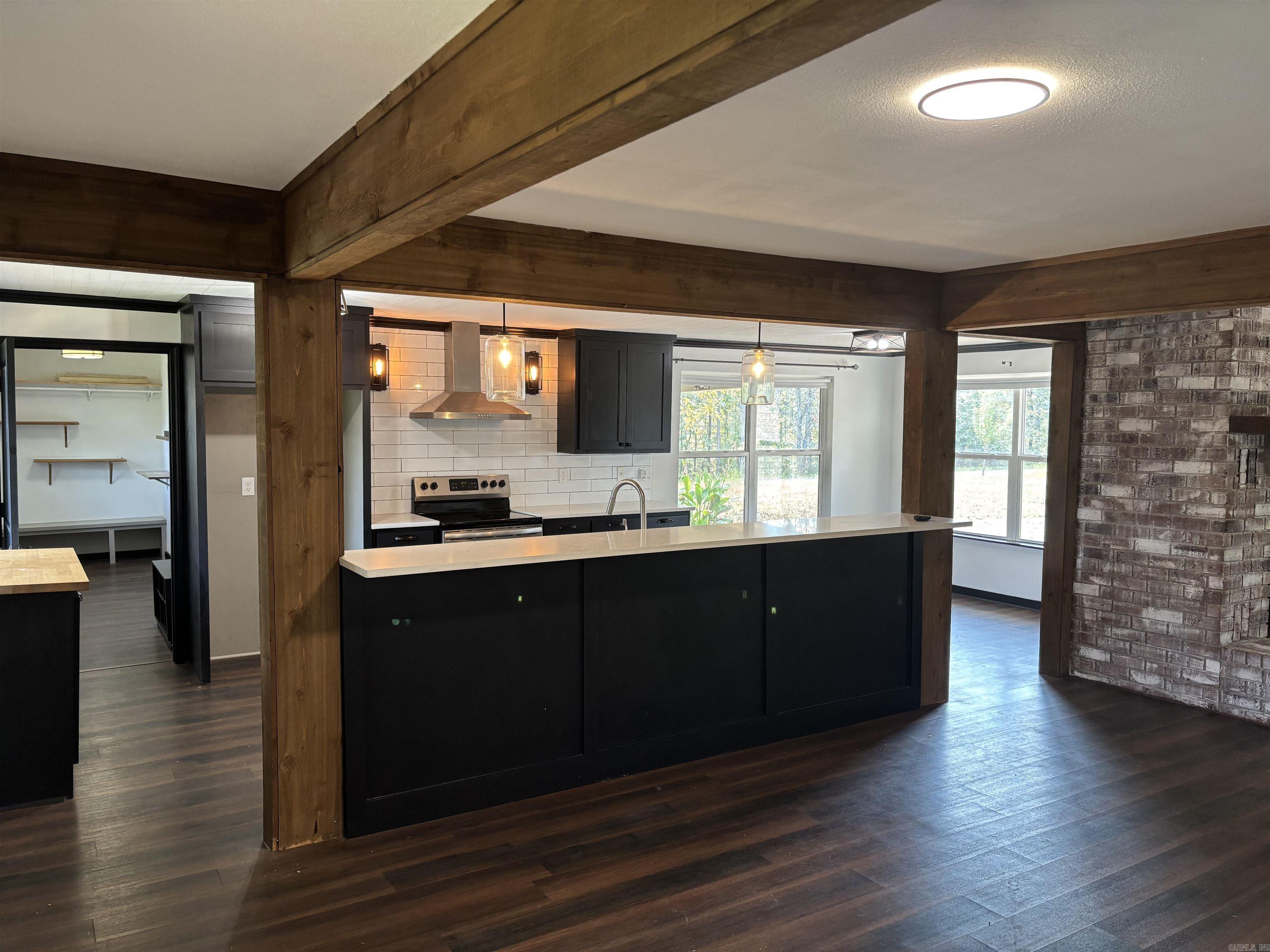 2 North Drive  Conway, AR