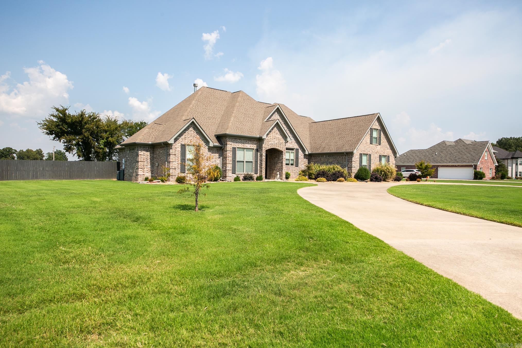 150 Prairie Crossing  Lonoke, AR