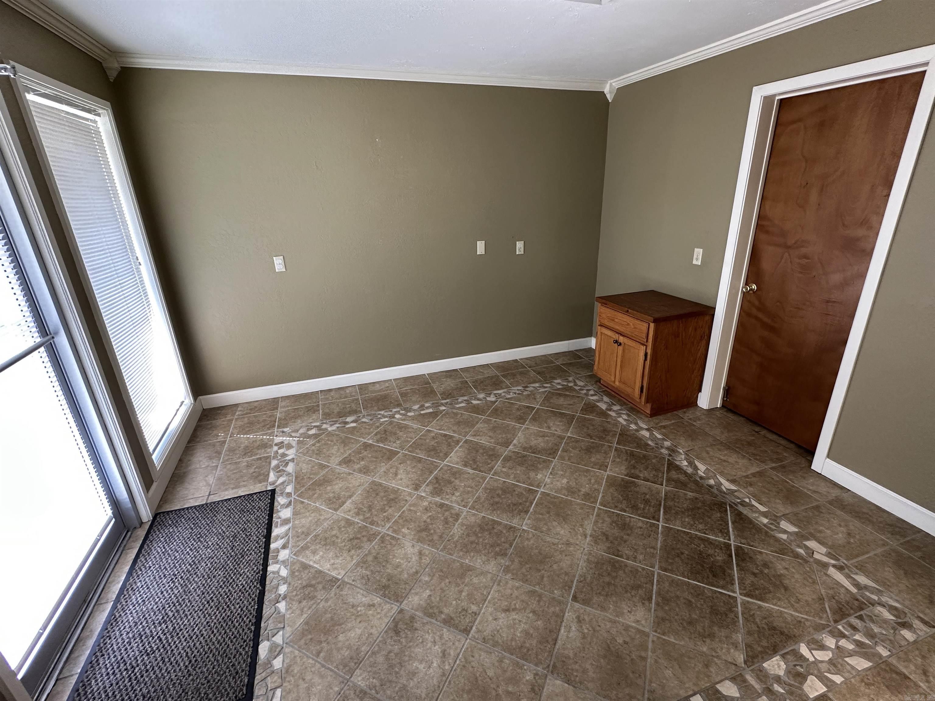 220 S 4th  Heber Springs, AR