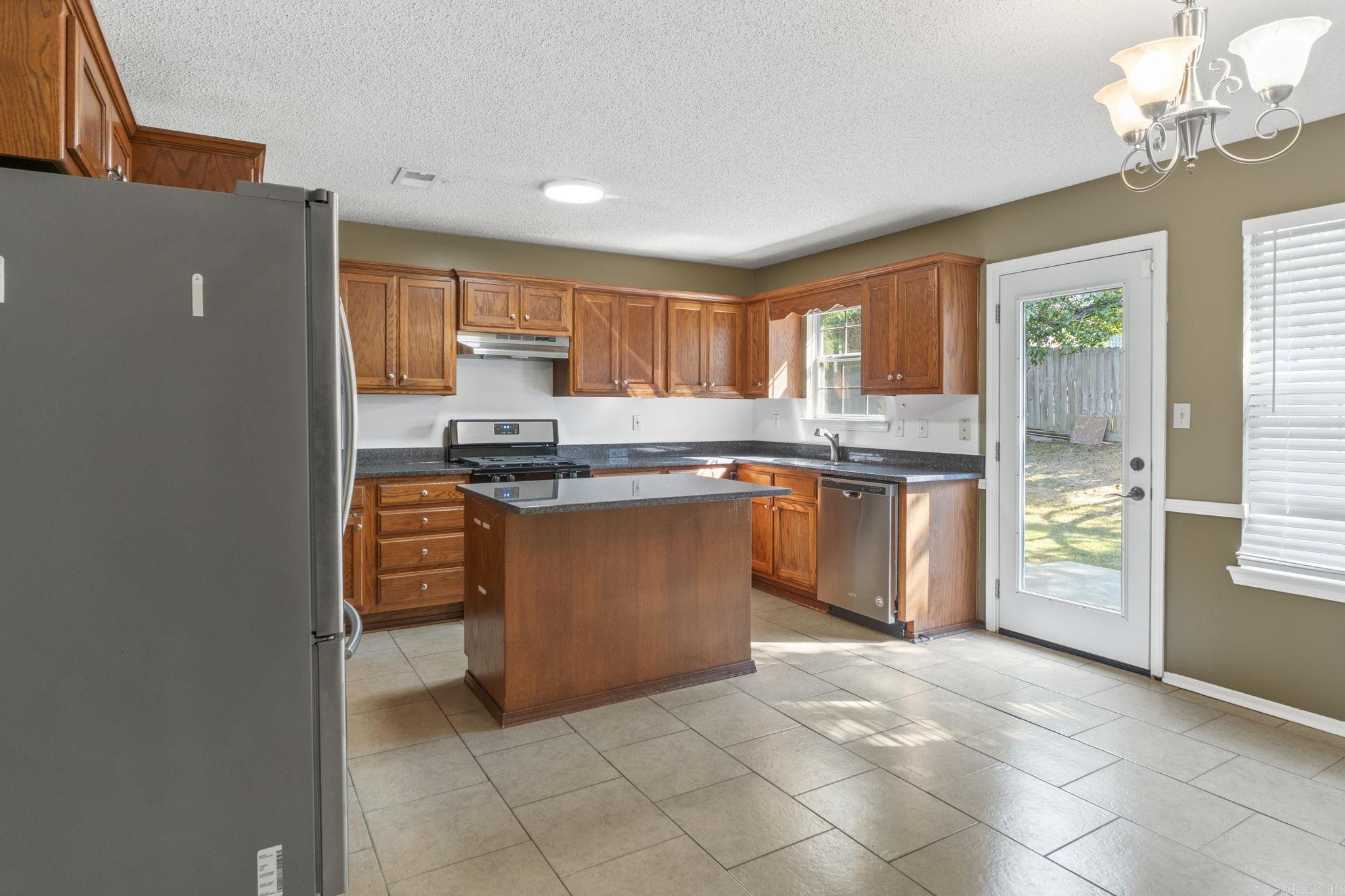 2309 Cherry Creek  Bryant, AR