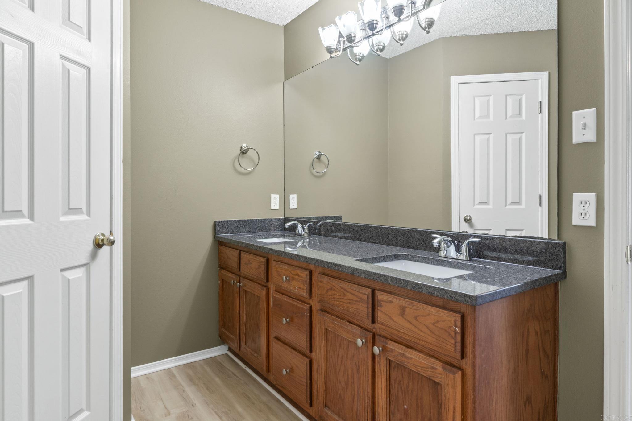 2309 Cherry Creek  Bryant, AR