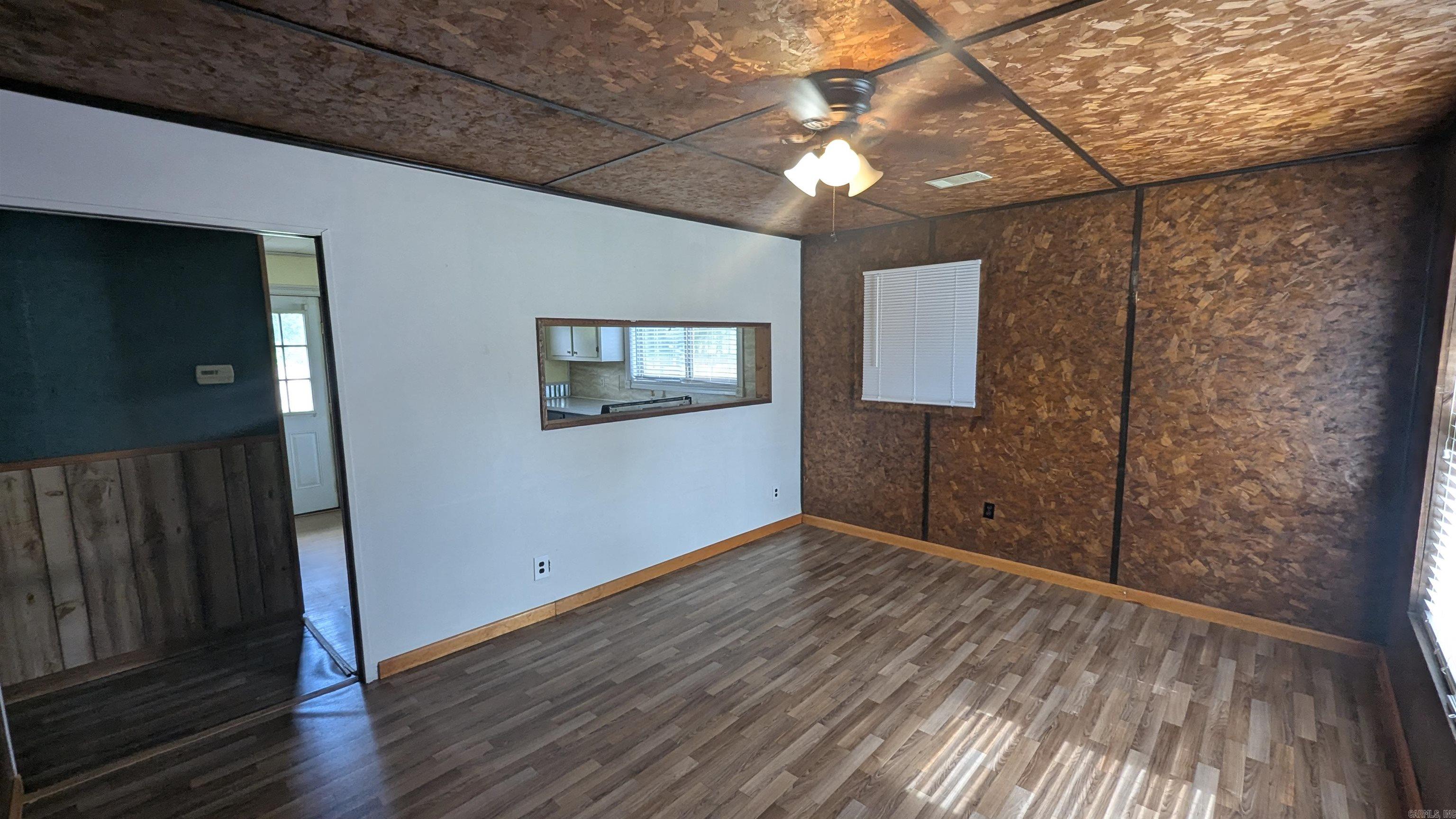 620 N Main St  Grubbs, AR
