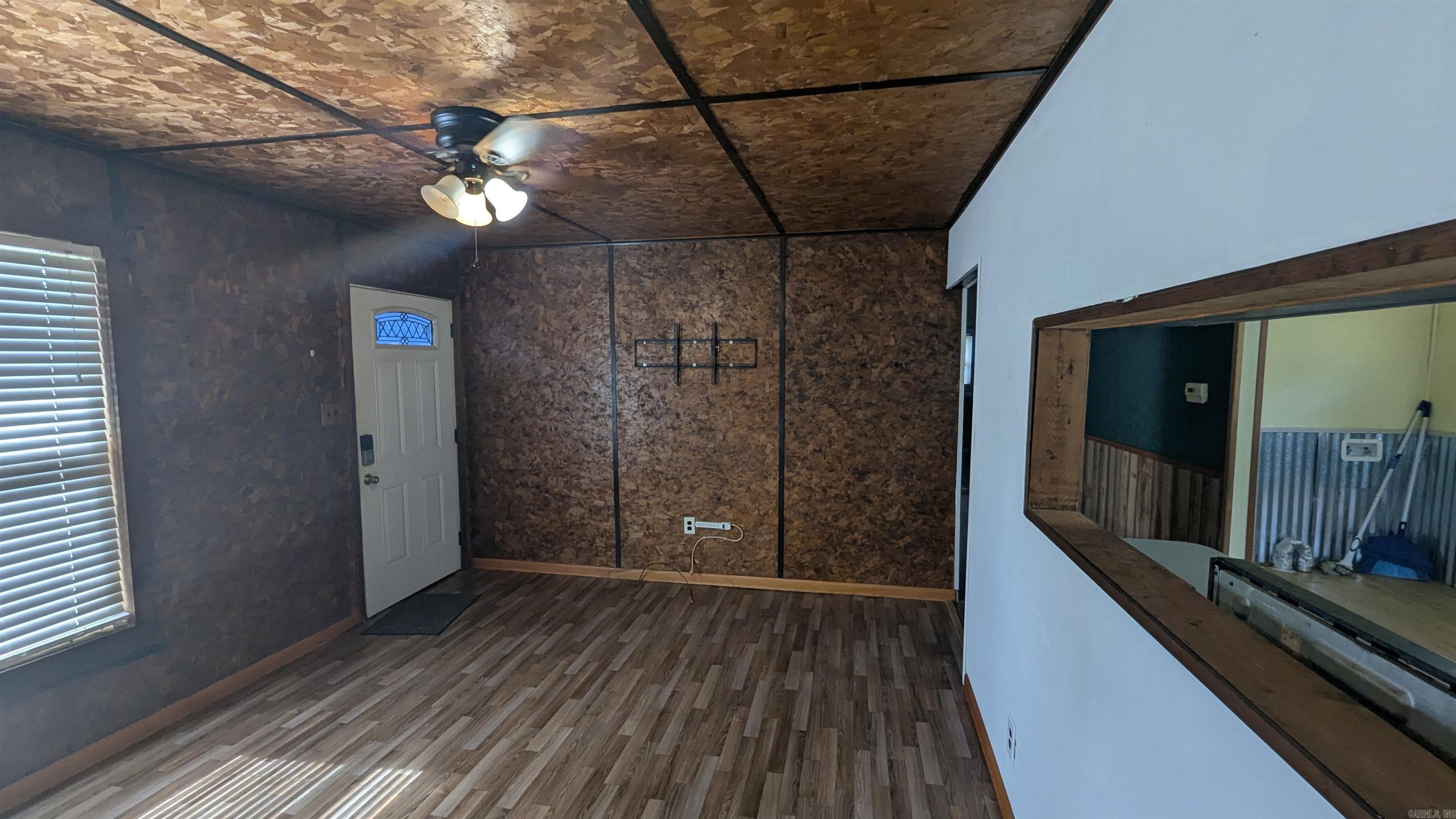620 N Main St  Grubbs, AR