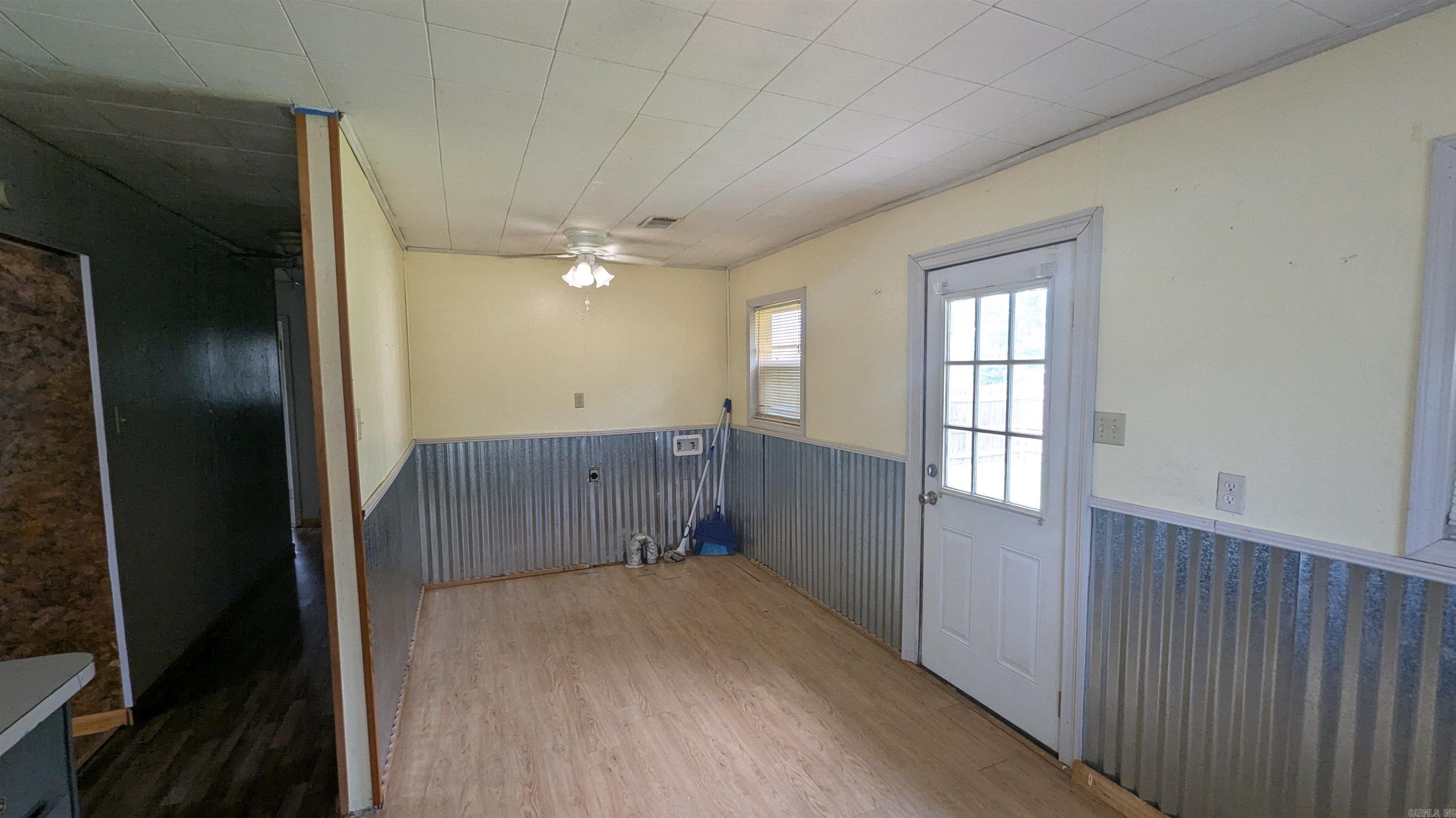 620 N Main St  Grubbs, AR
