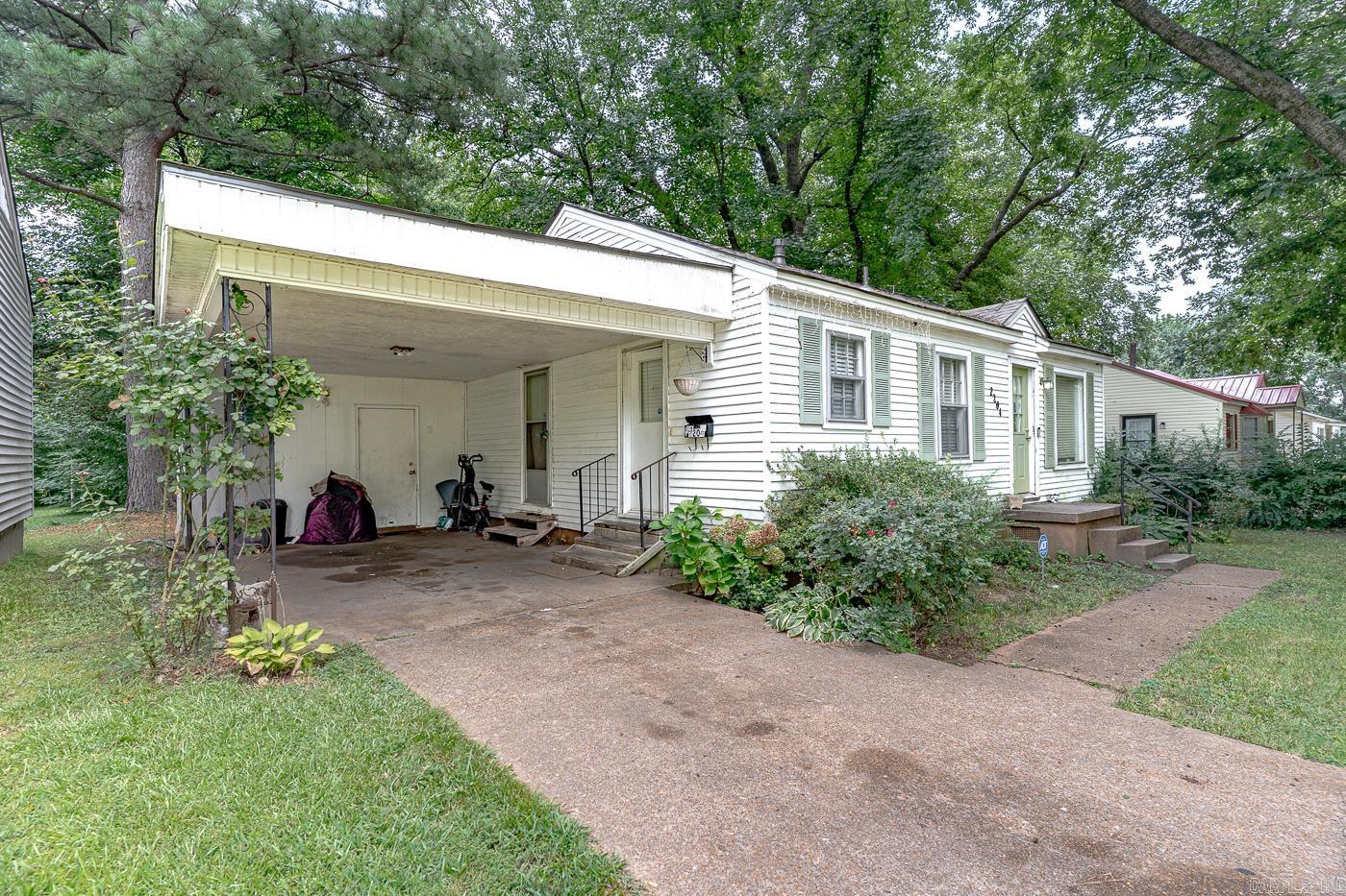 2204 Glenwood  Jonesboro, AR