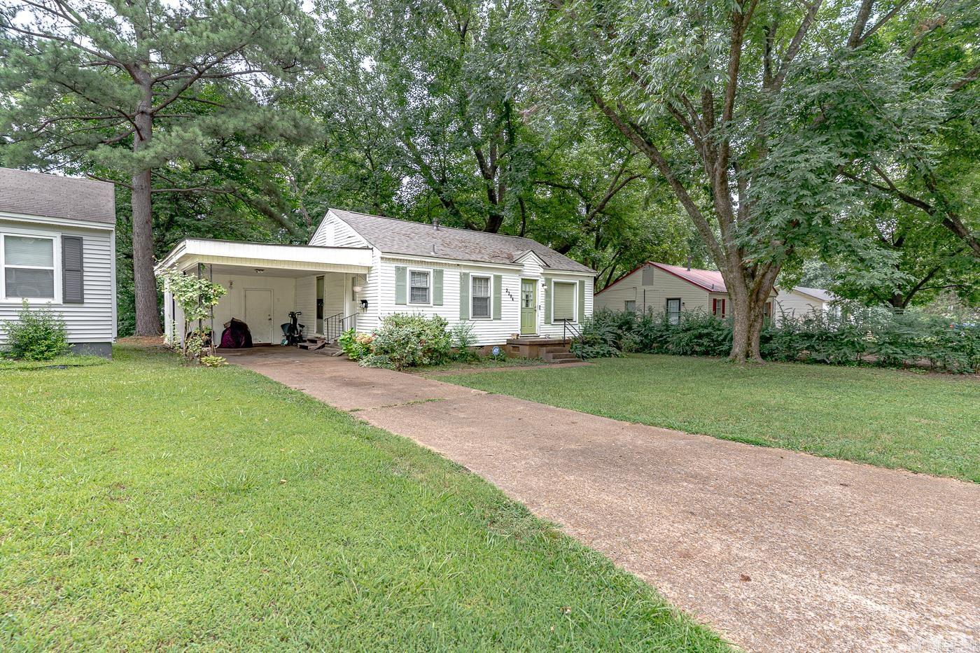 2204 Glenwood  Jonesboro, AR