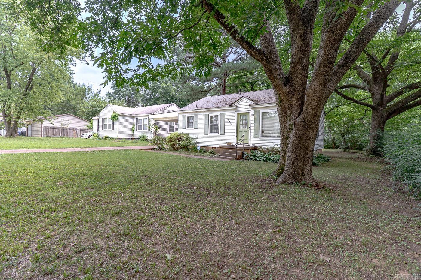 2204 Glenwood  Jonesboro, AR