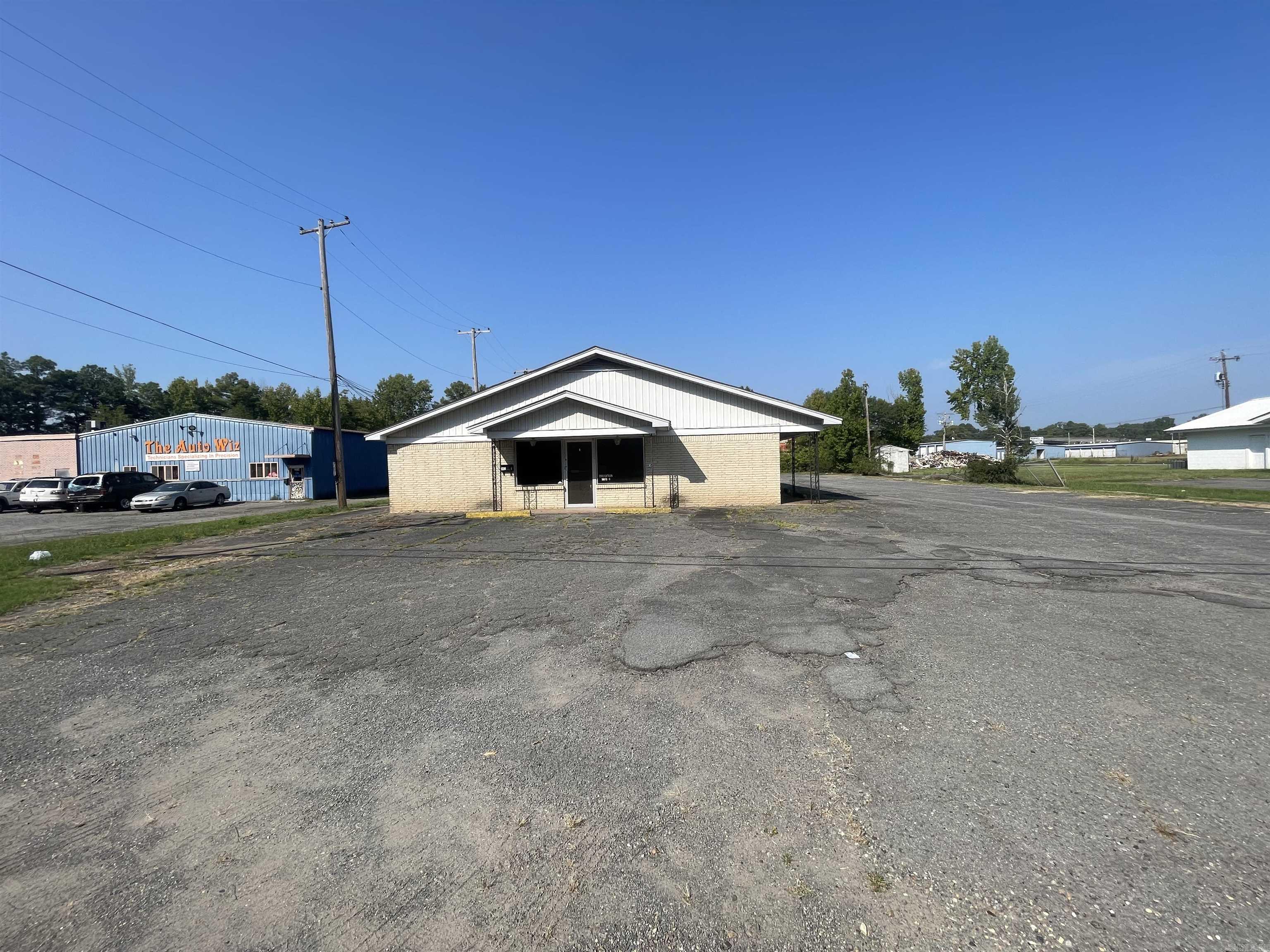 2902 Catalpa  Pine Bluff, AR