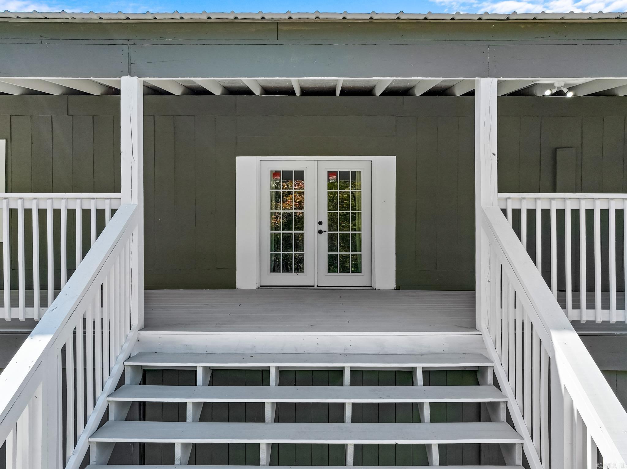 538 County Road 36  Clarkridge, AR