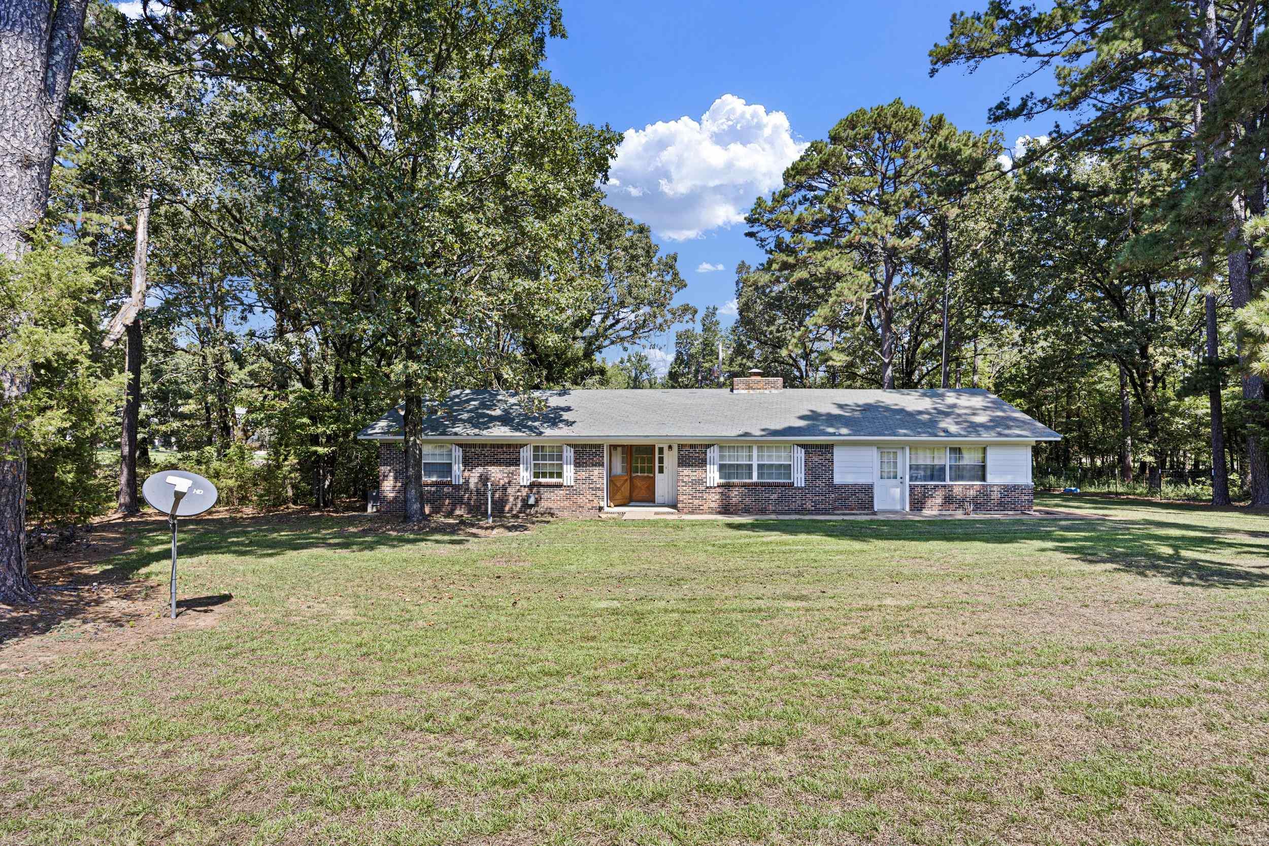 10092 Mockingbird  Dardanelle, AR