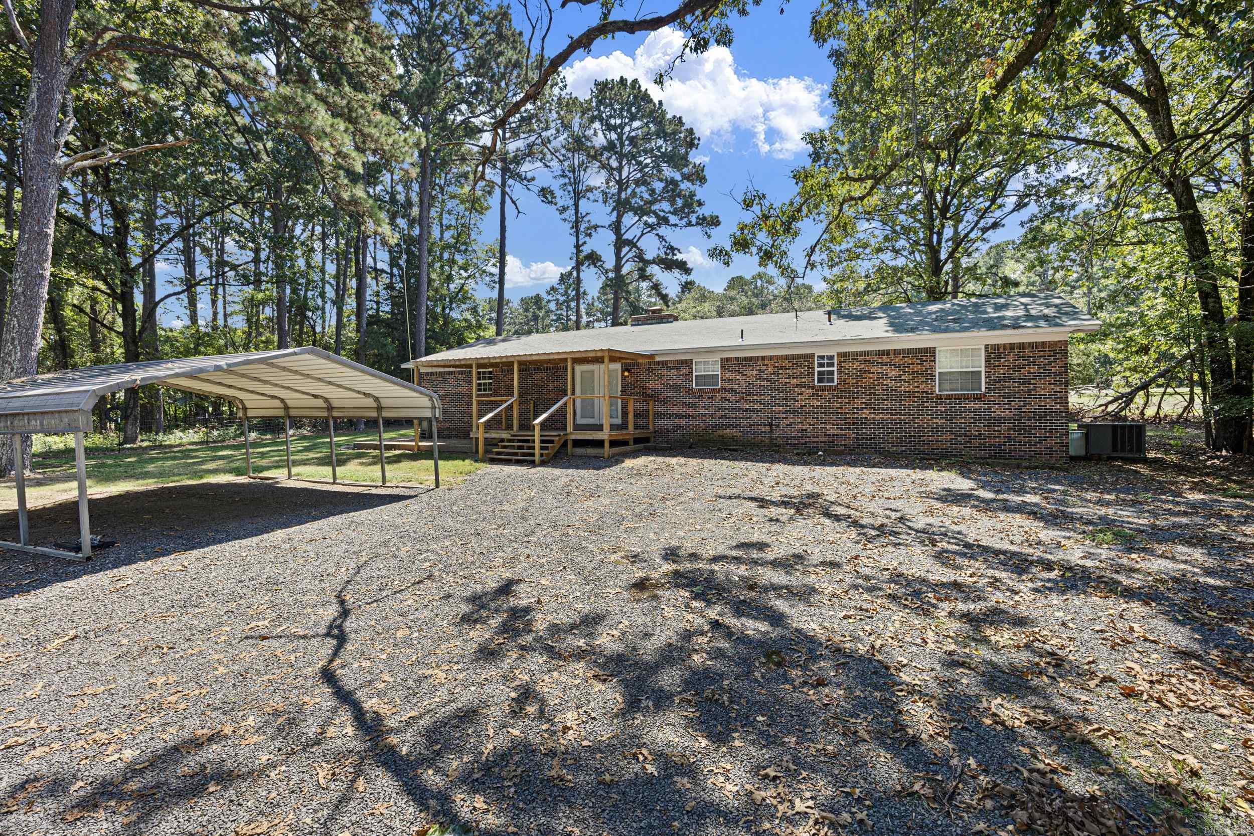 10092 Mockingbird  Dardanelle, AR
