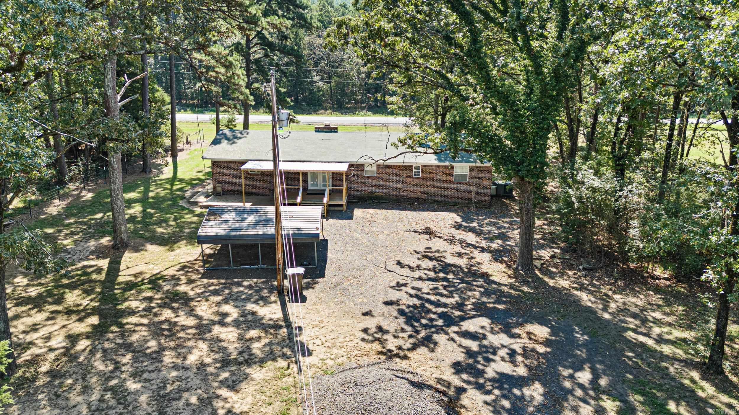 10092 Mockingbird  Dardanelle, AR
