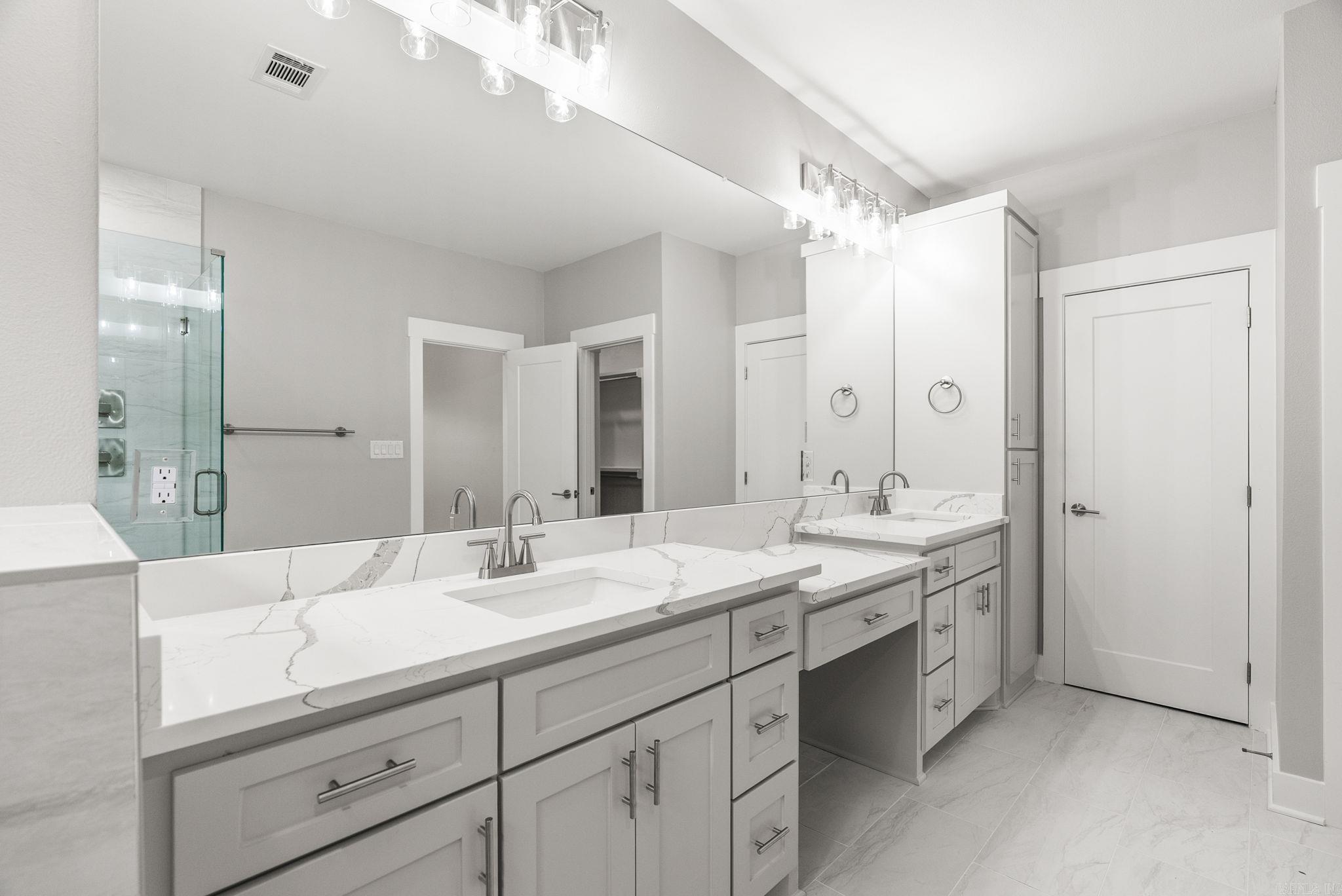 6833 Rudolph  Alexander, AR