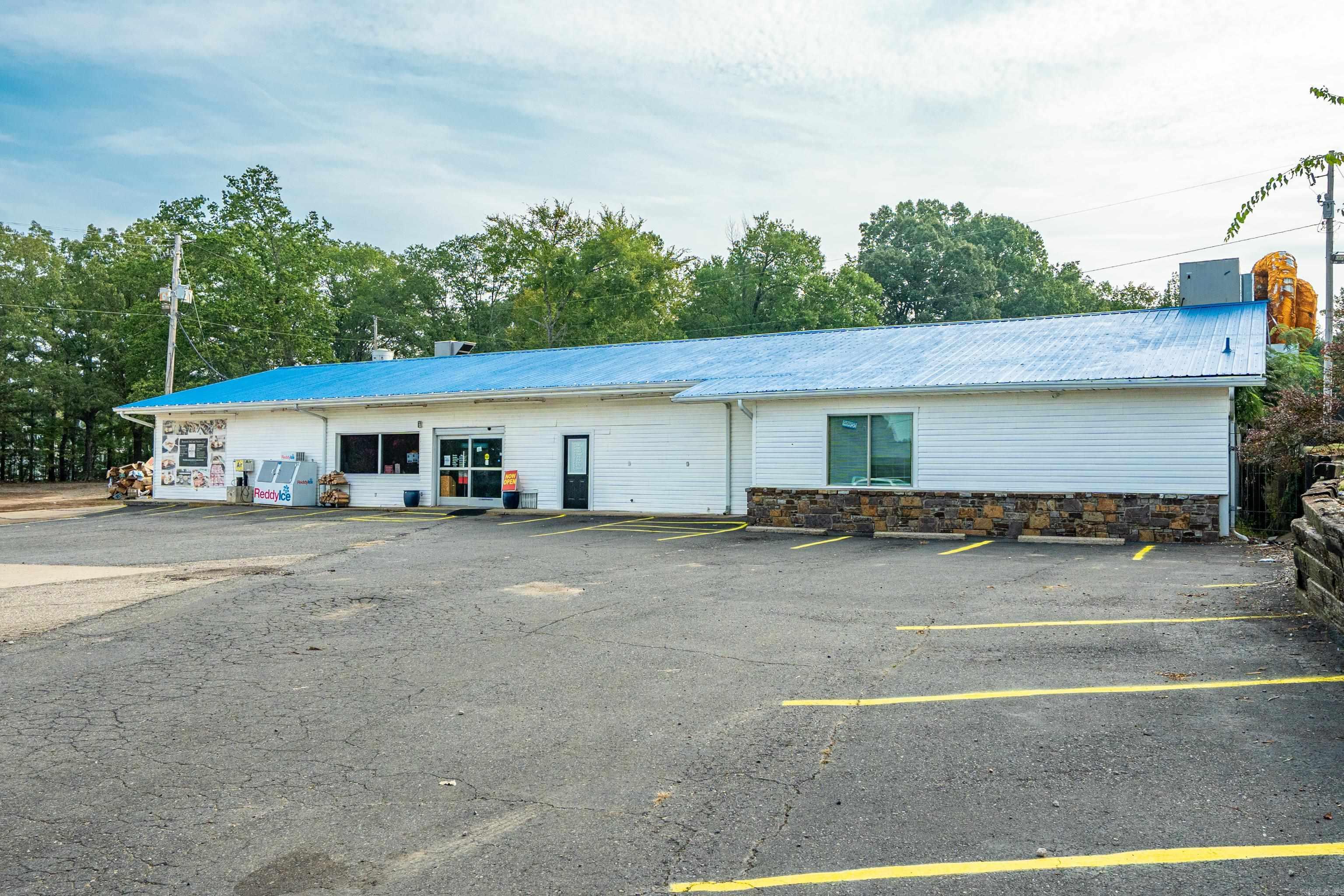 6454 Highway 7  Bismarck, AR