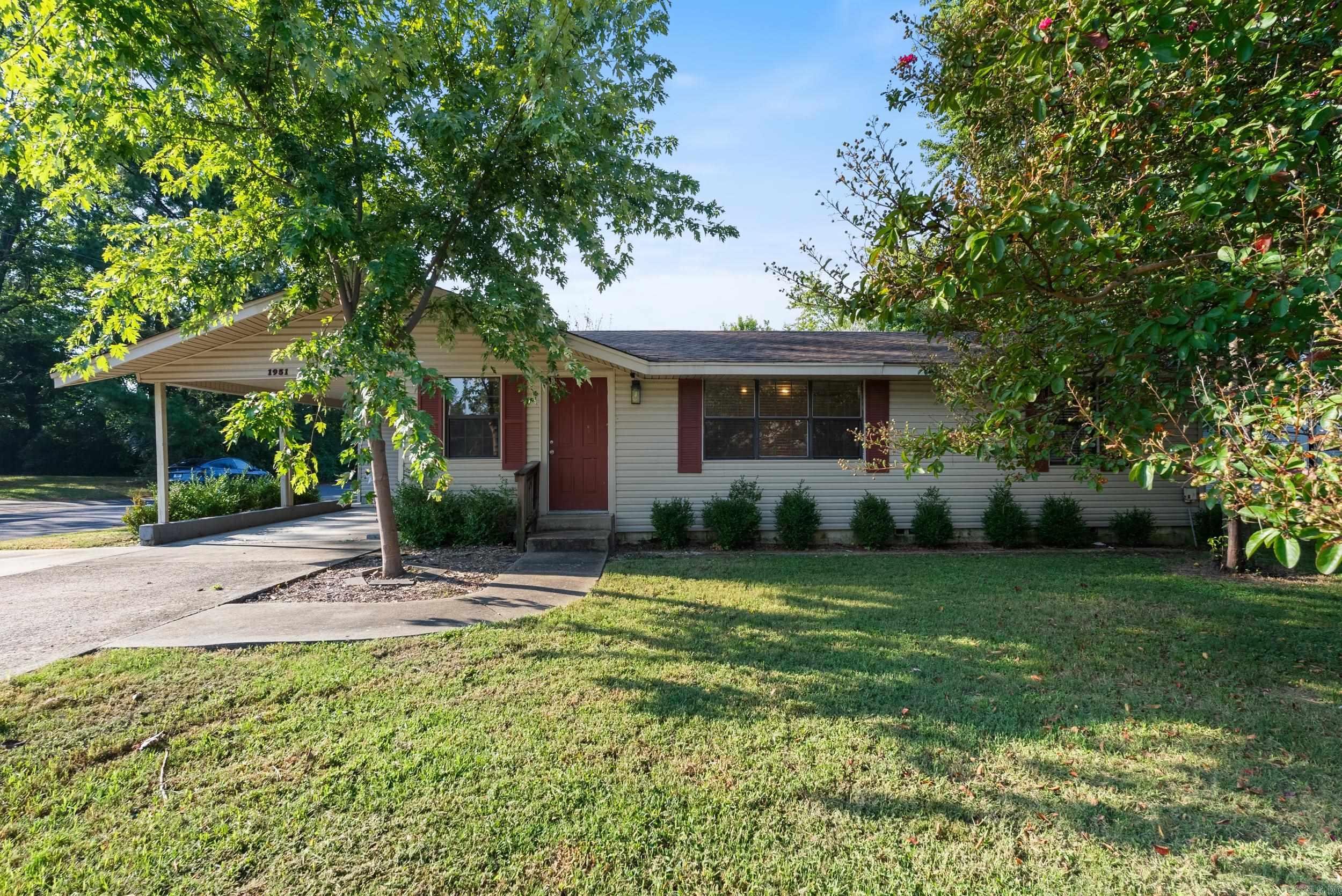 1951 Torreyson St.  Conway, AR