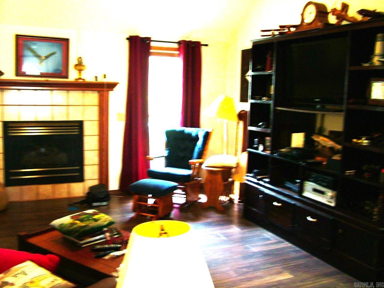 611 Hickory Hollow  Mountain Home, AR