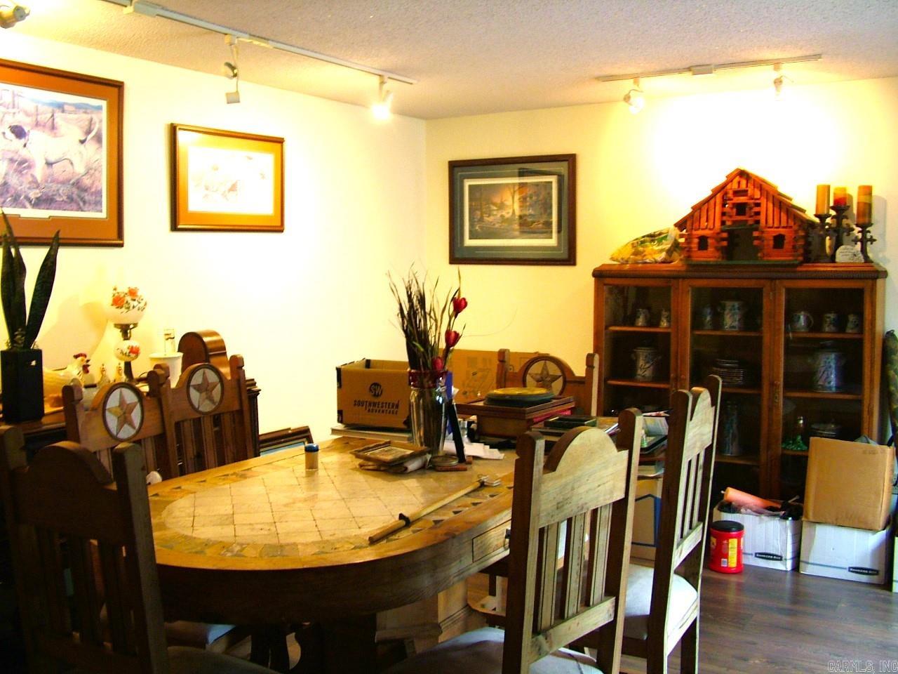 611 Hickory Hollow  Mountain Home, AR