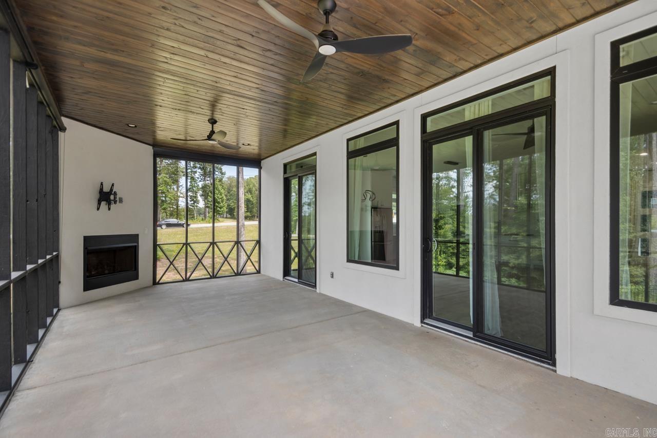 1020 Hunter Lee  Bryant, AR