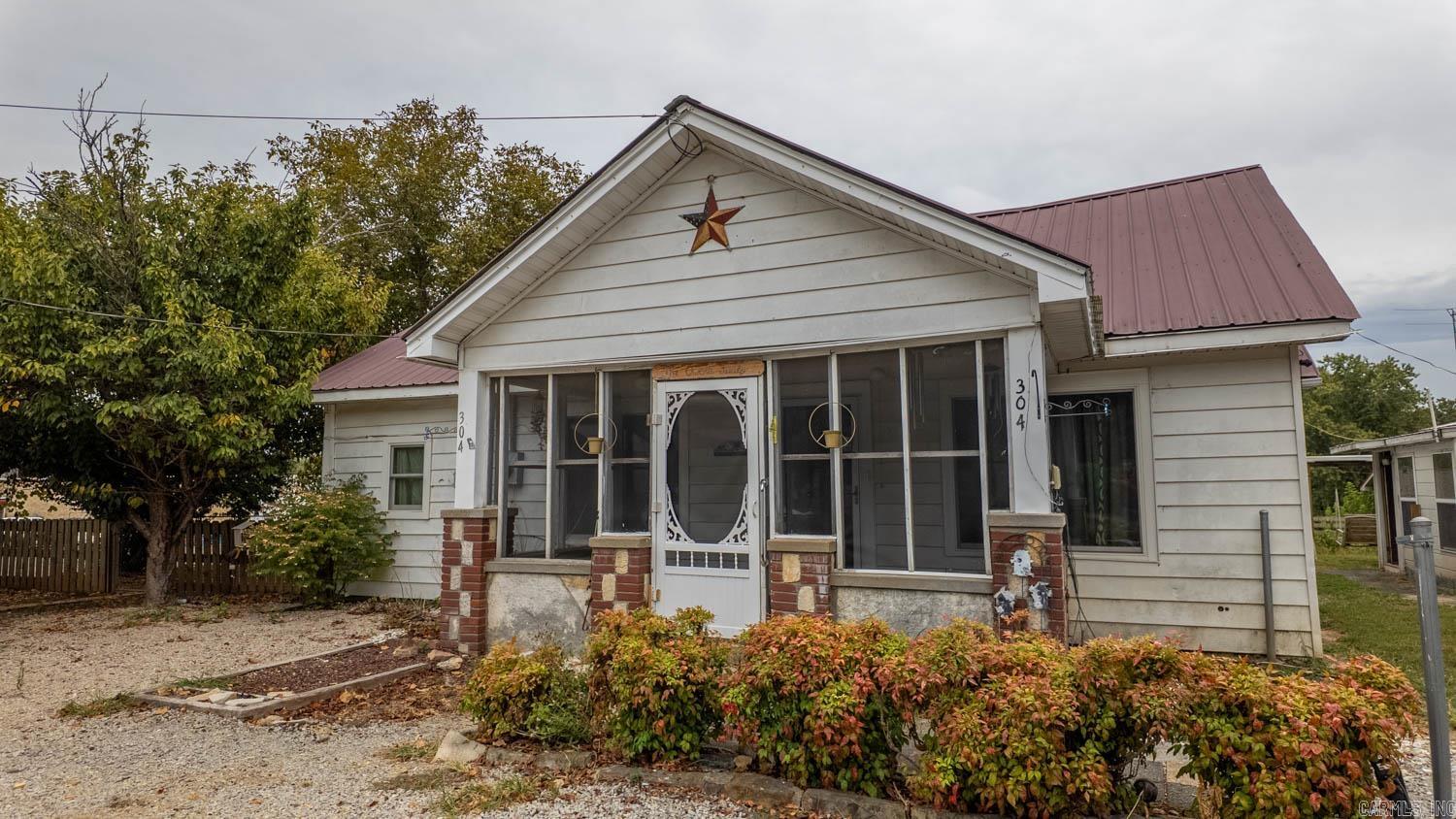 304 W Church Street  Salem, AR
