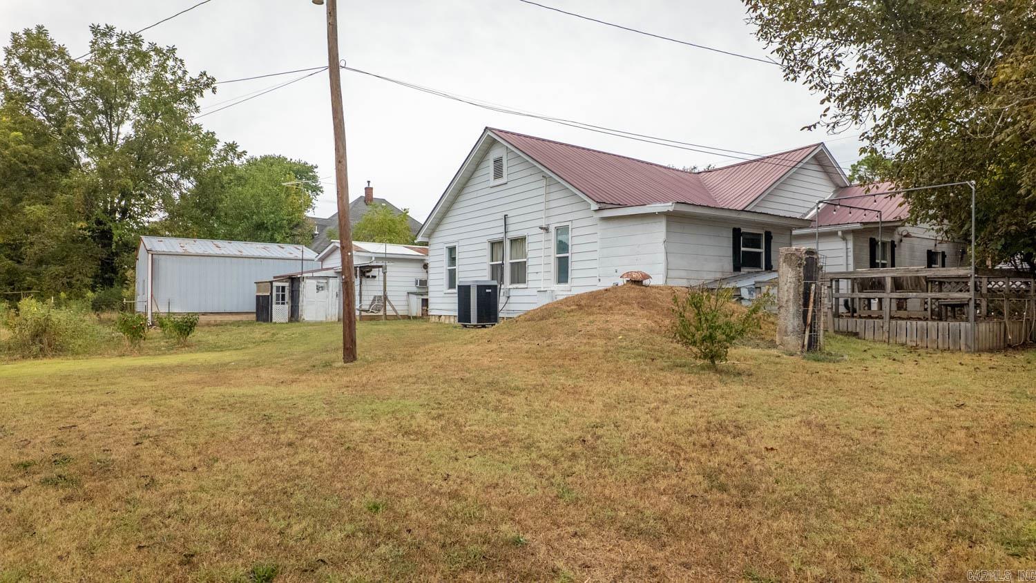 304 W Church Street  Salem, AR