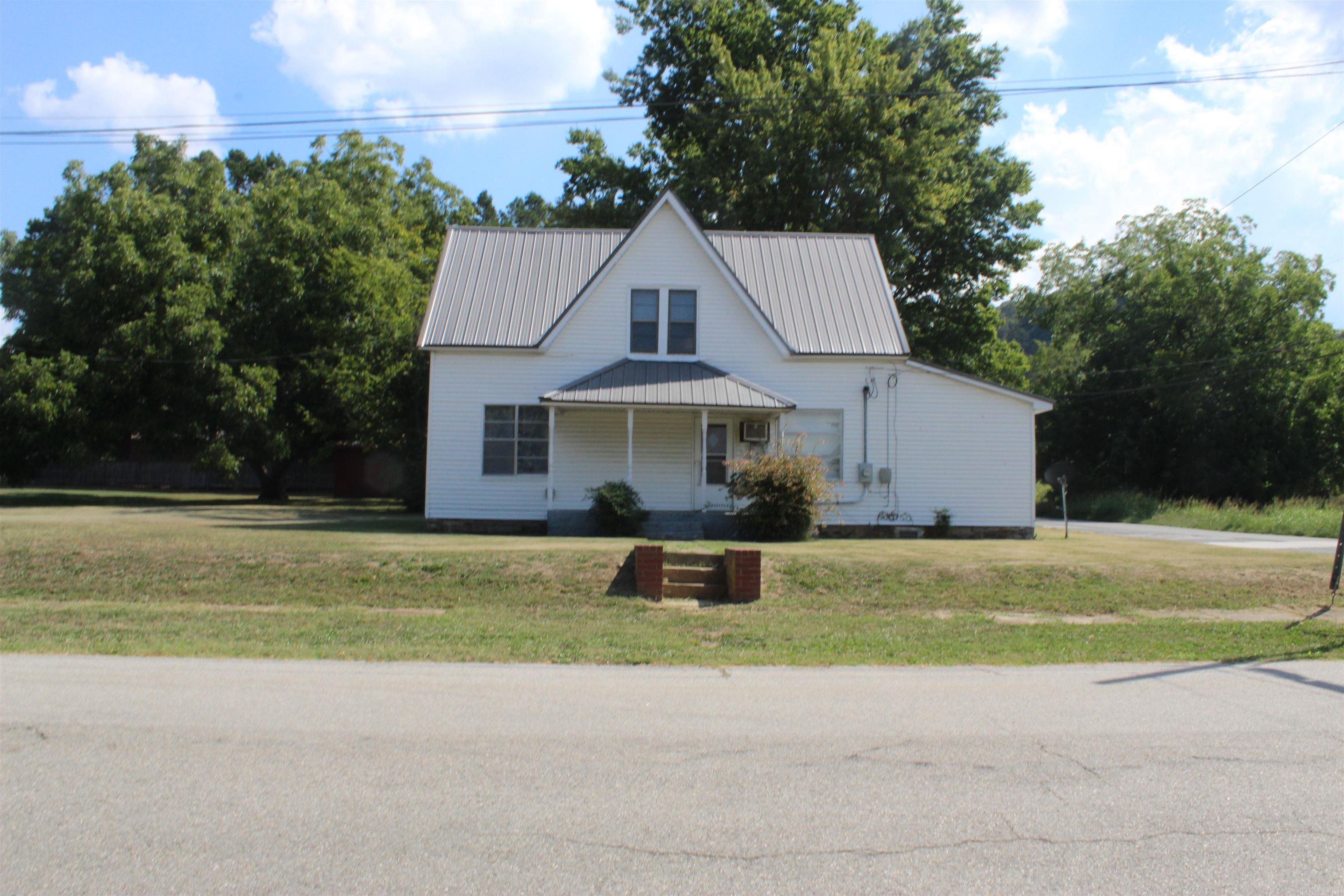 307 Campus Street  Marshall, AR