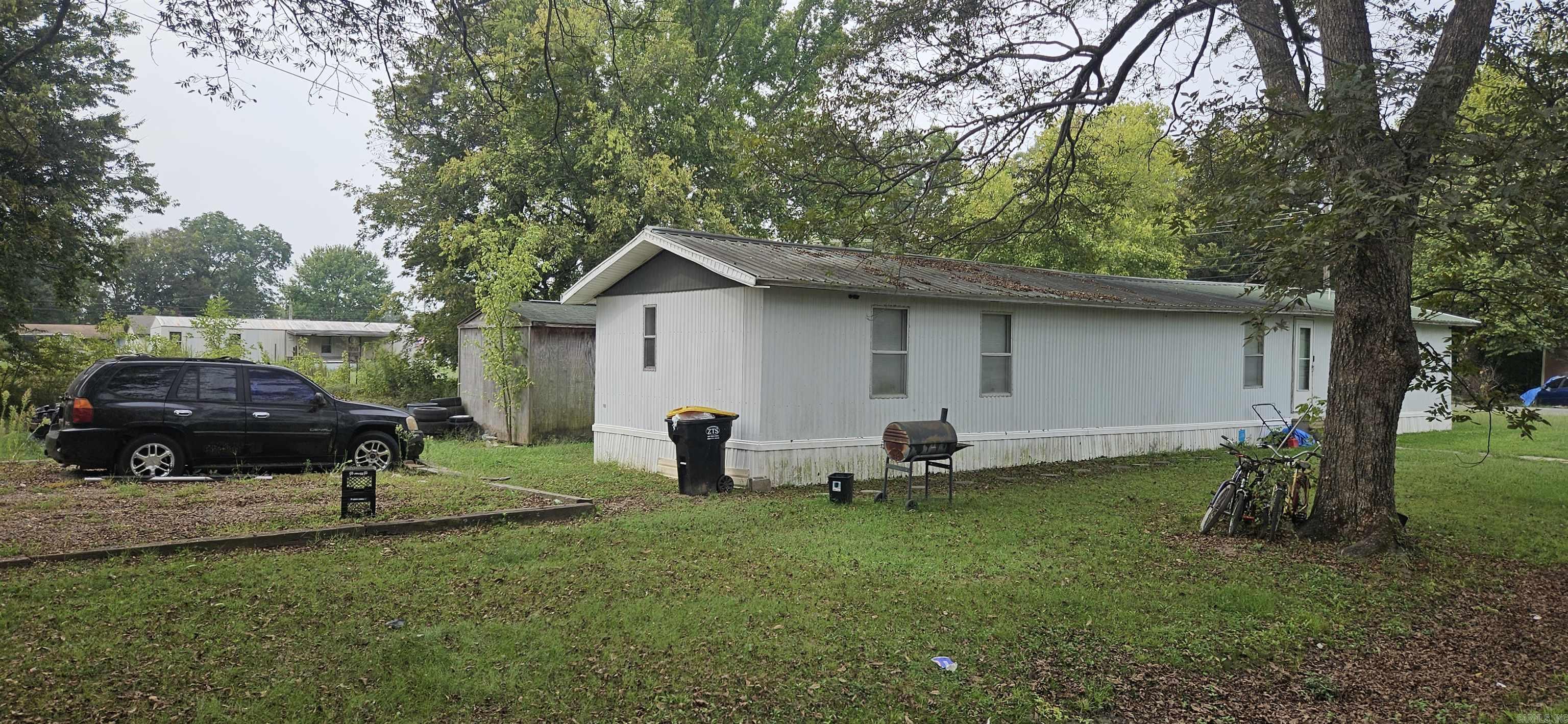 507 W St. John  England, AR