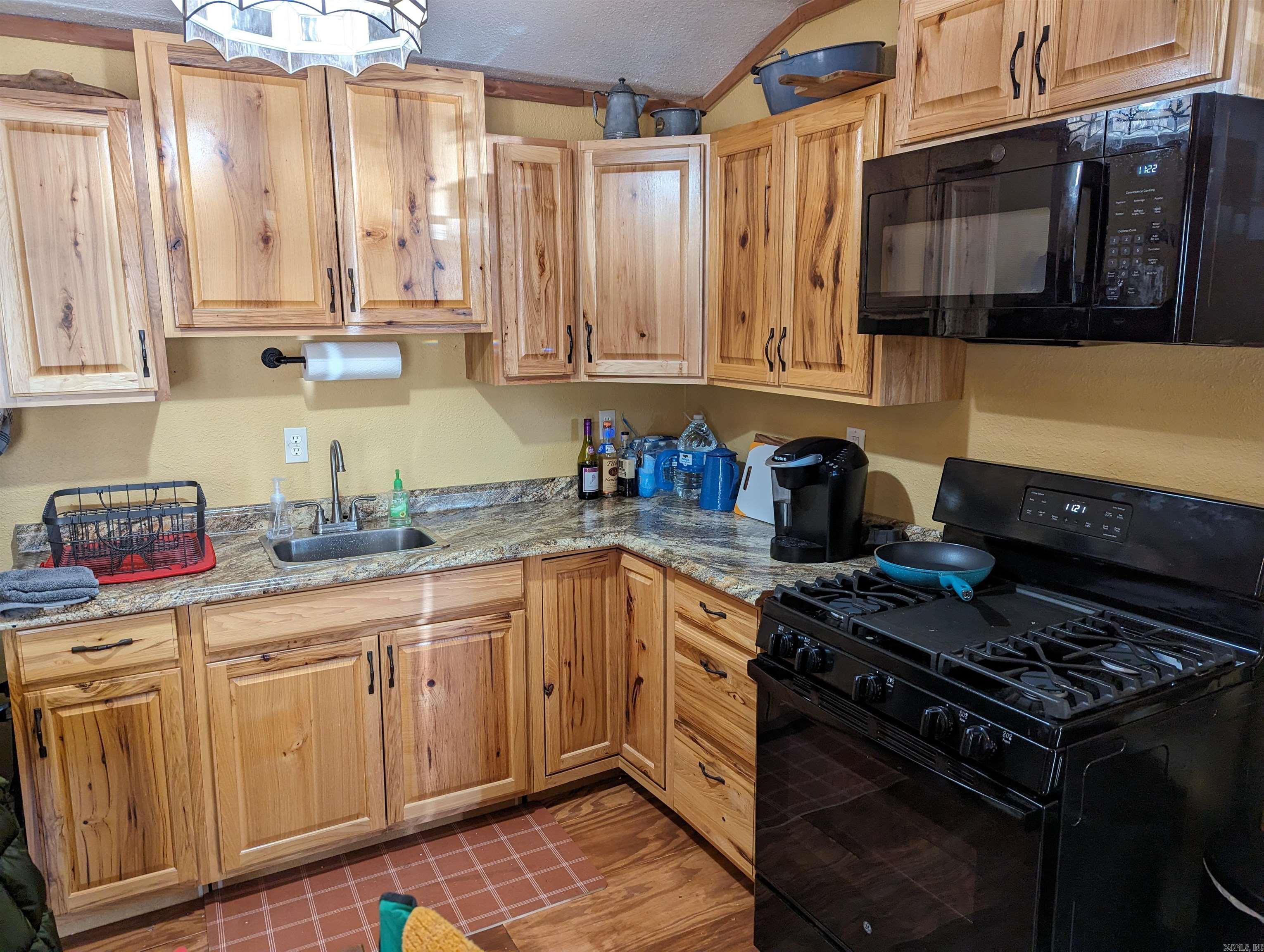 304 Tater Knob  Yellville, AR