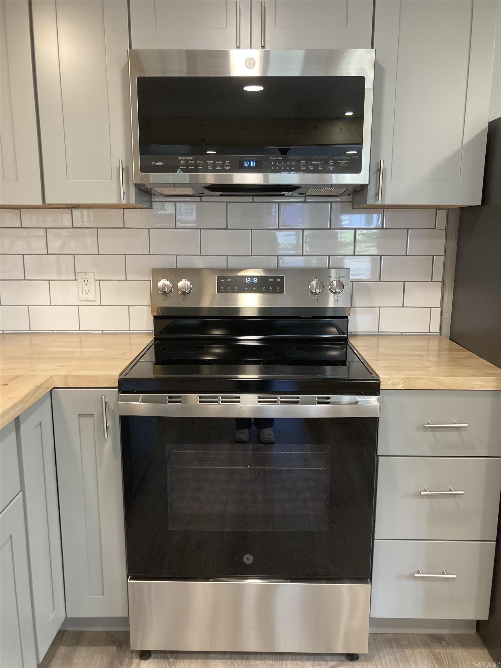 1007 9th  Mena, AR