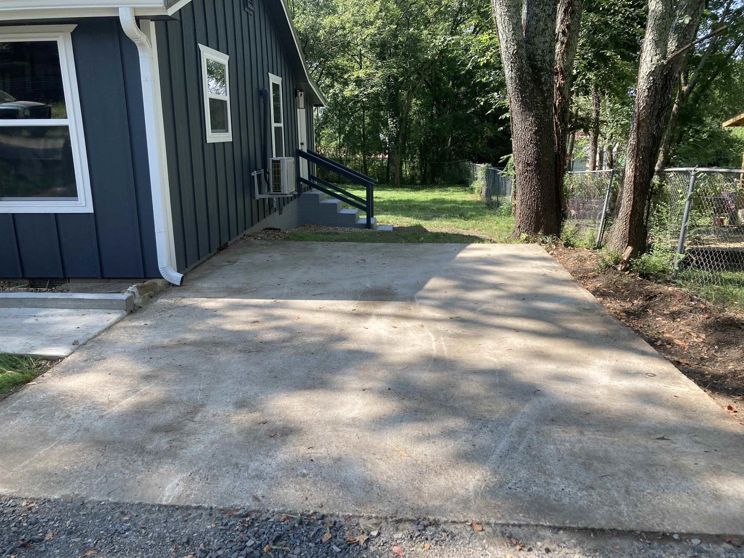 1007 9th  Mena, AR