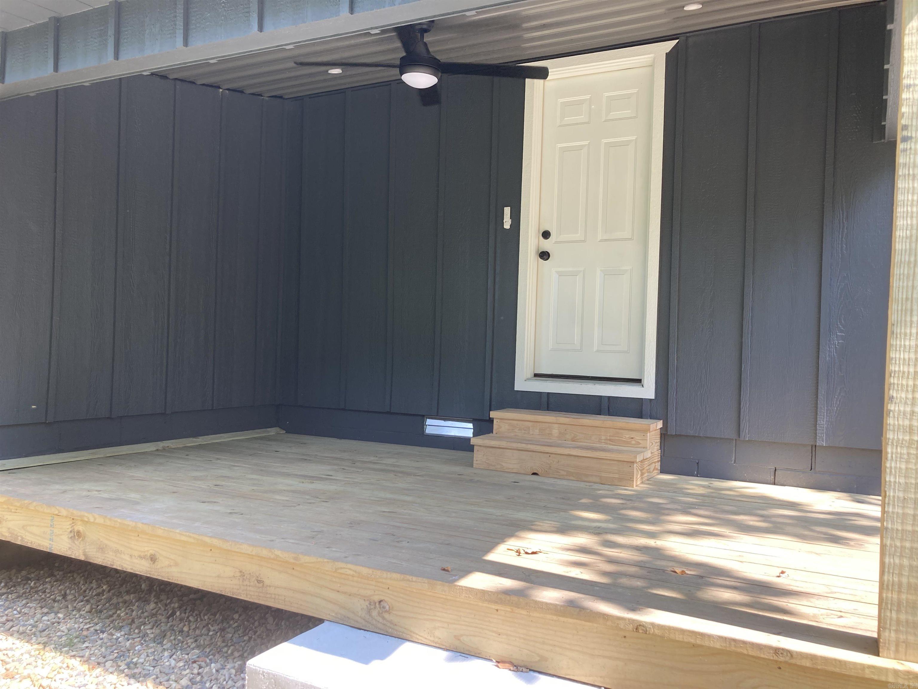 1007 9th  Mena, AR