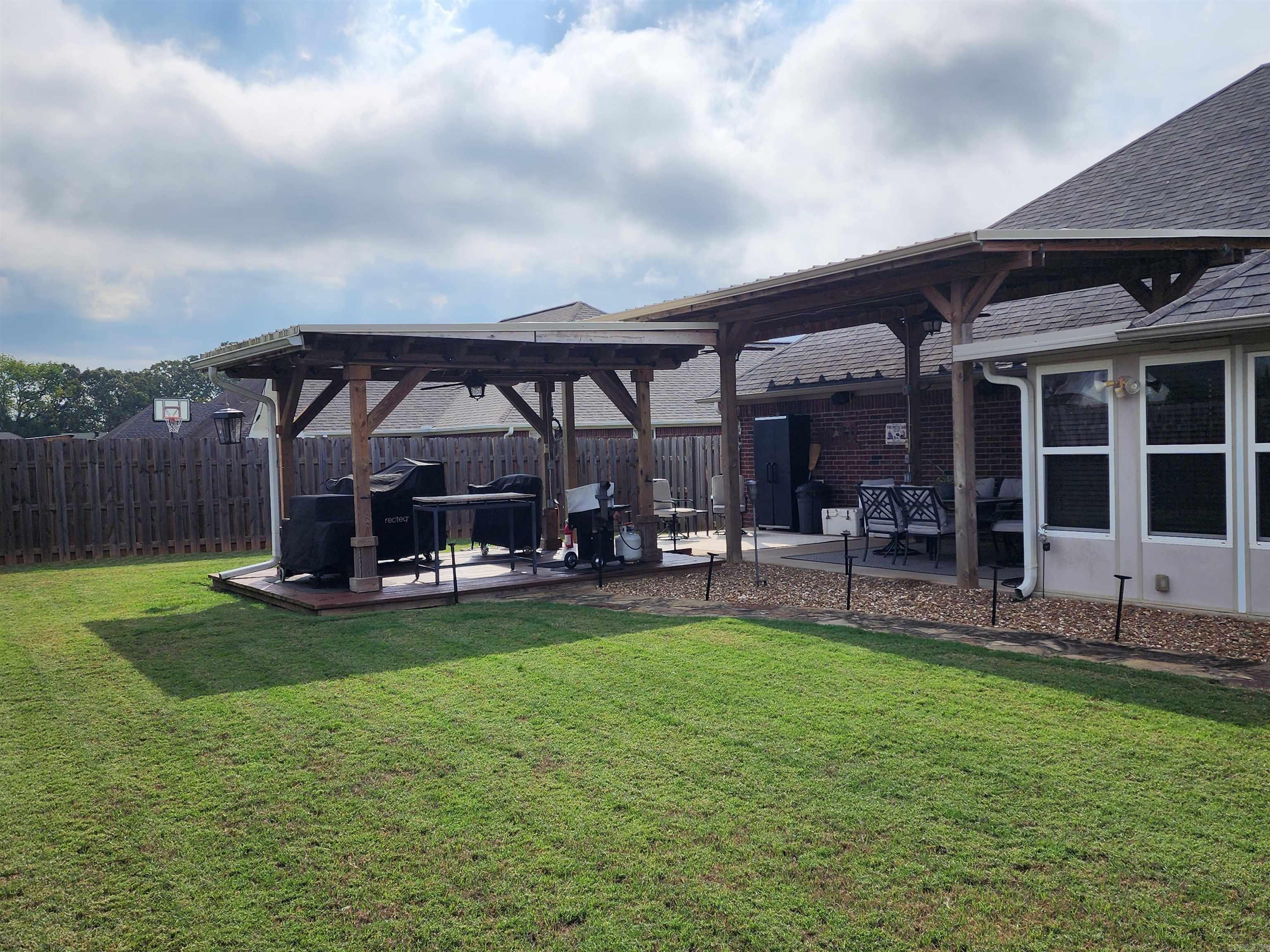 108 Sioux St  Clarksville, AR