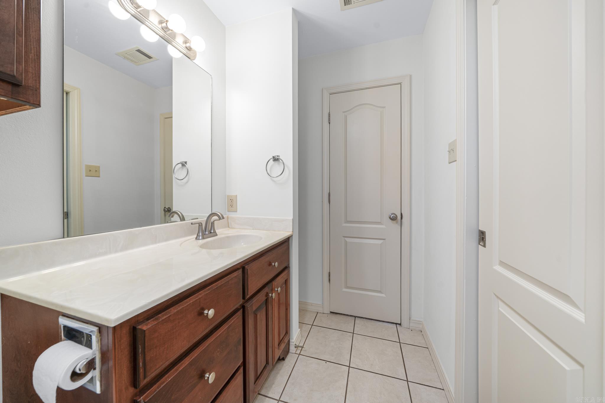 2606 W C  Russellville, AR