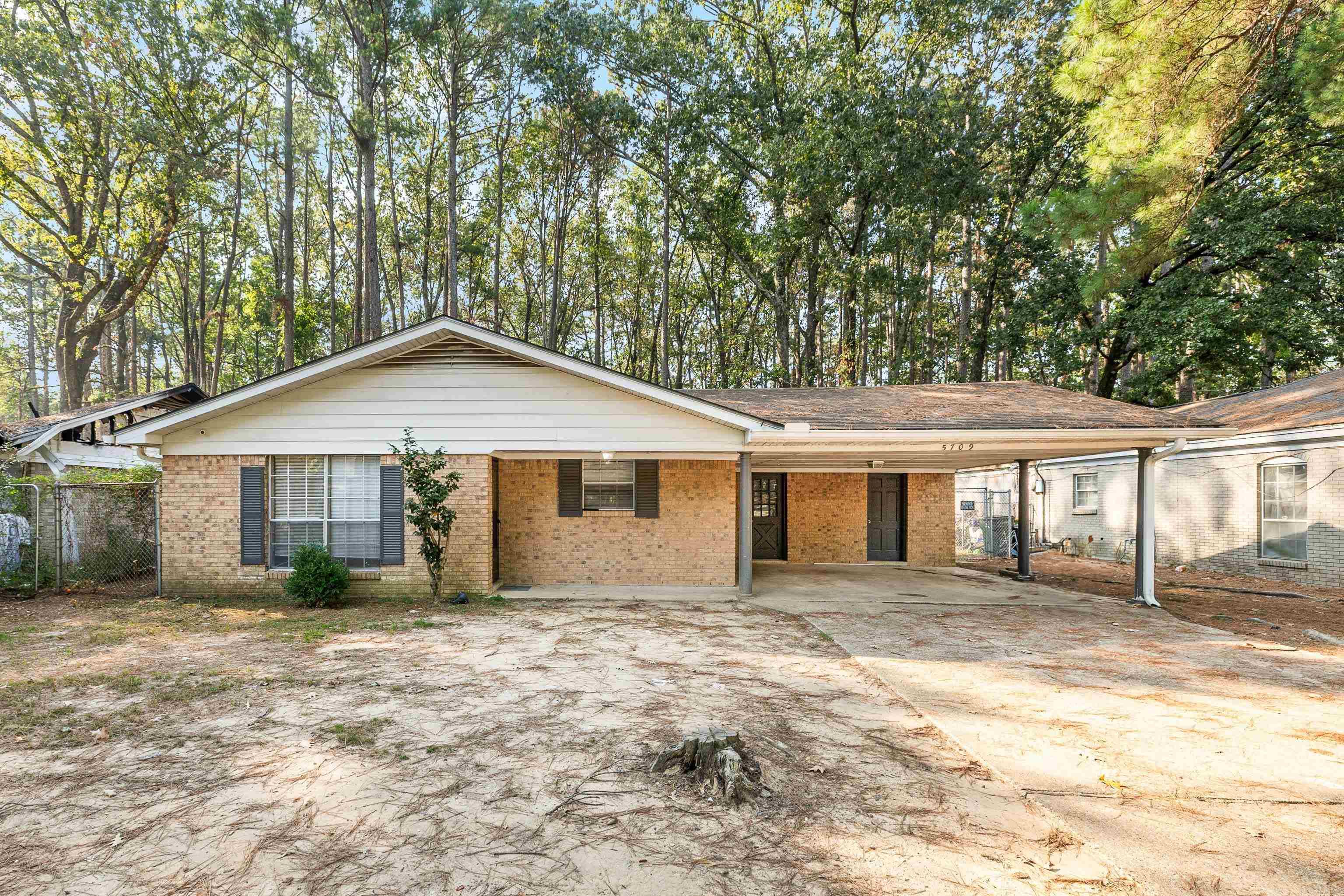 5709 Chaucer  Little Rock, AR