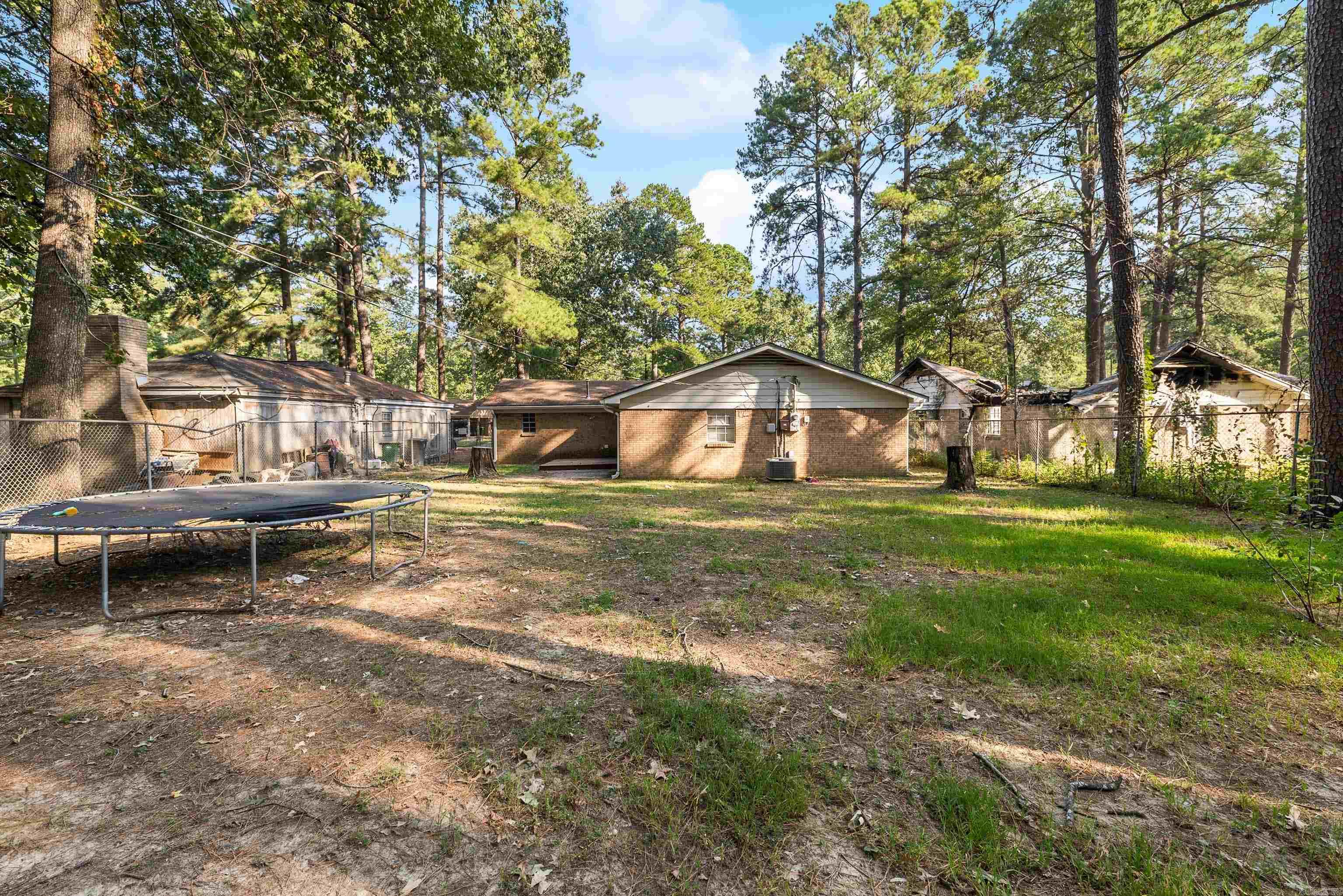 5709 Chaucer  Little Rock, AR
