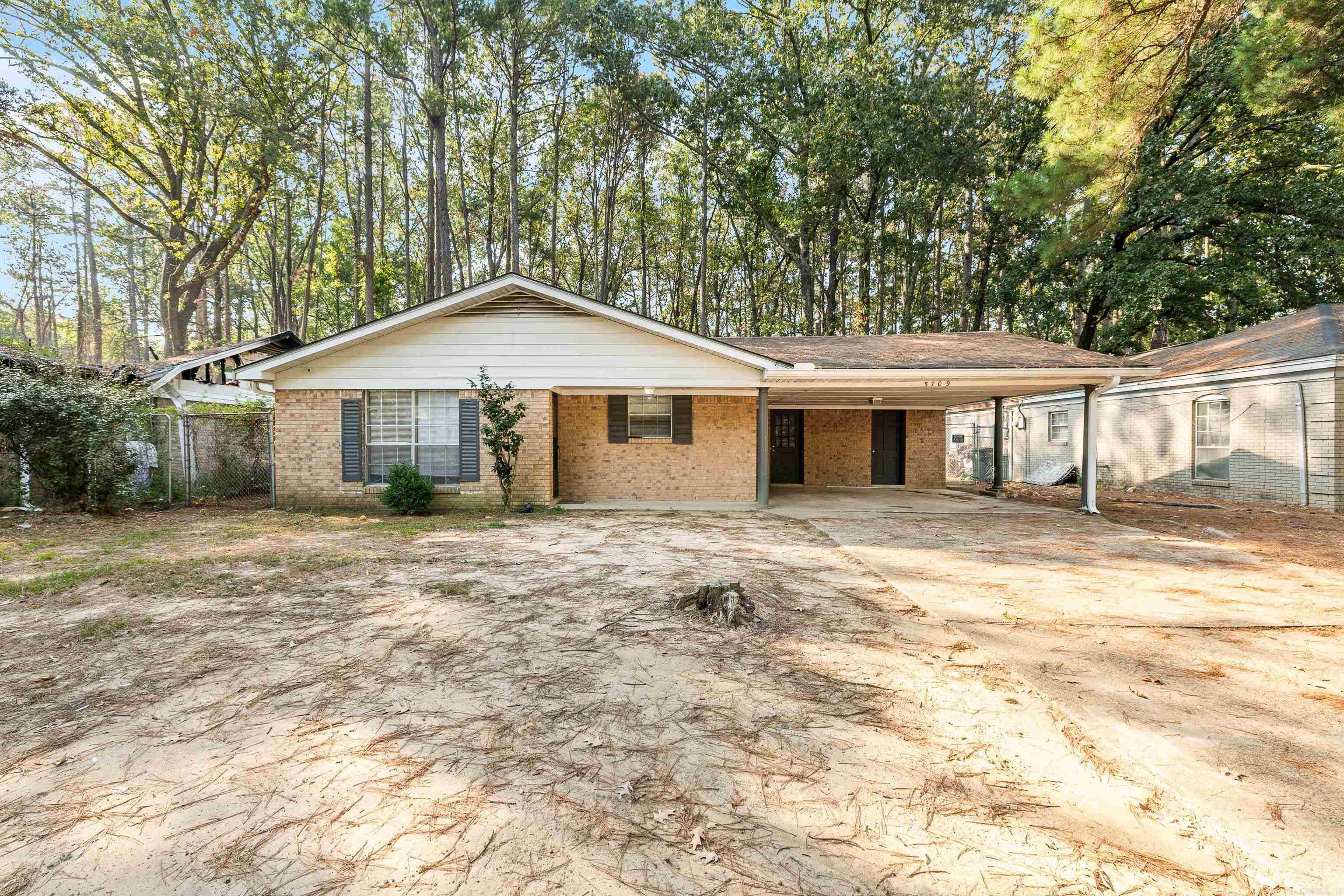 5709 Chaucer  Little Rock, AR