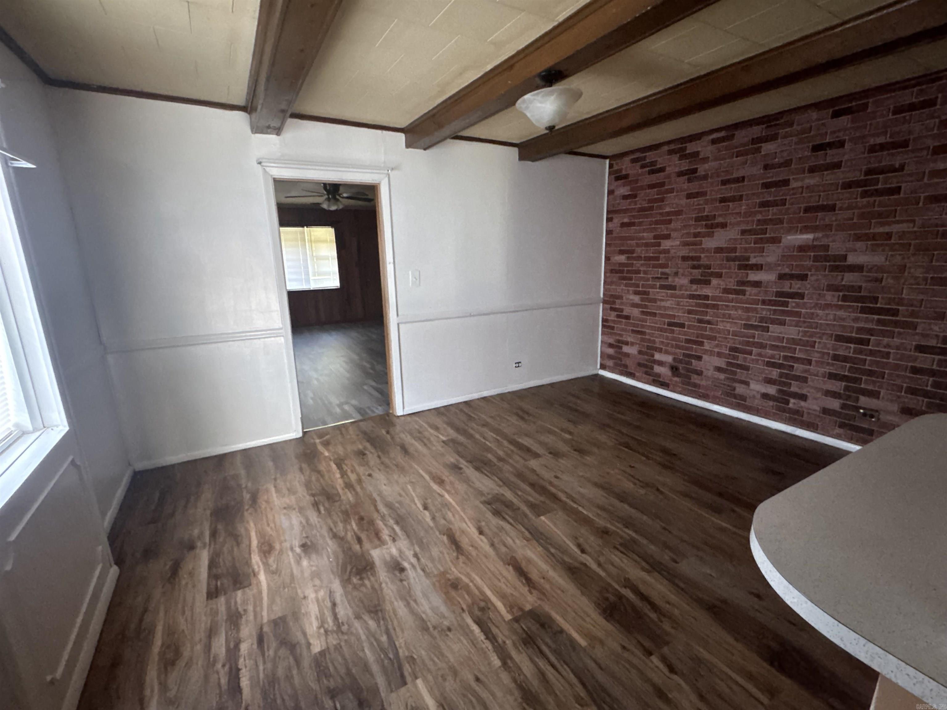 1308 S Main  Stuttgart, AR