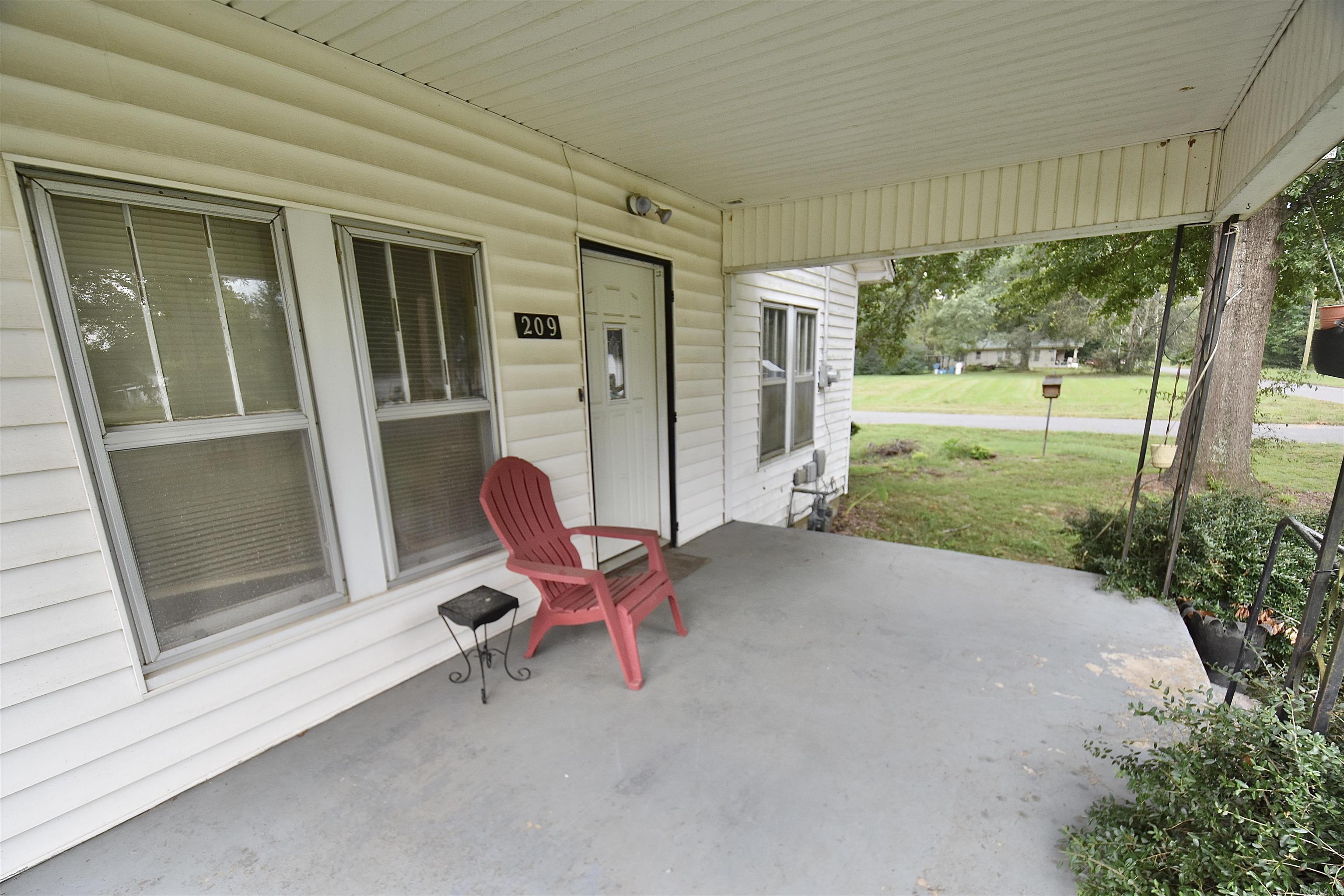 209 S Hall  Donaldson, AR