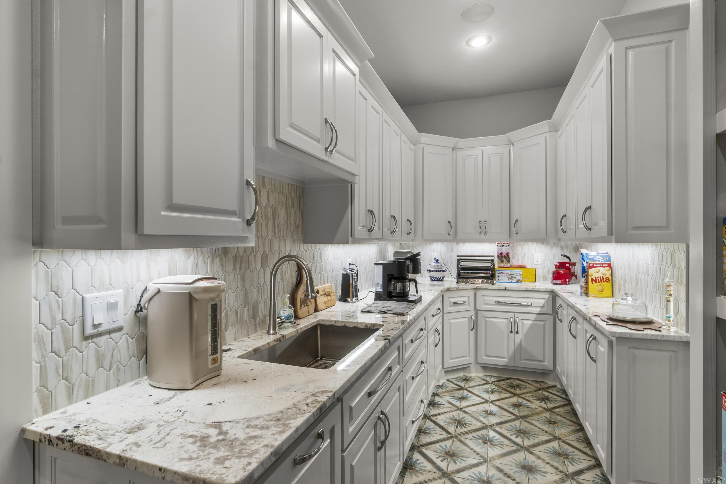  20 Cedar Ct  Searcy, AR