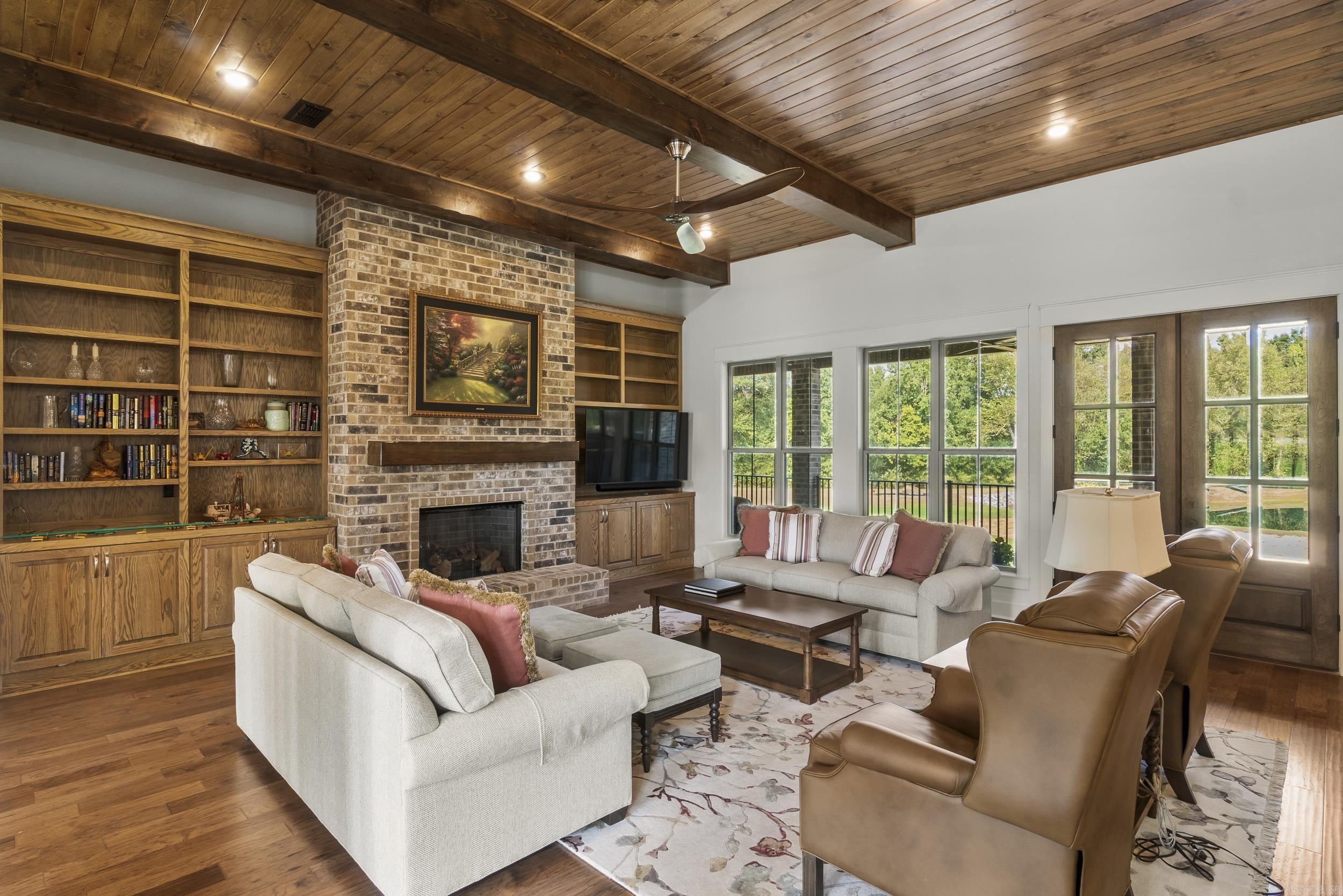  20 Cedar Ct  Searcy, AR