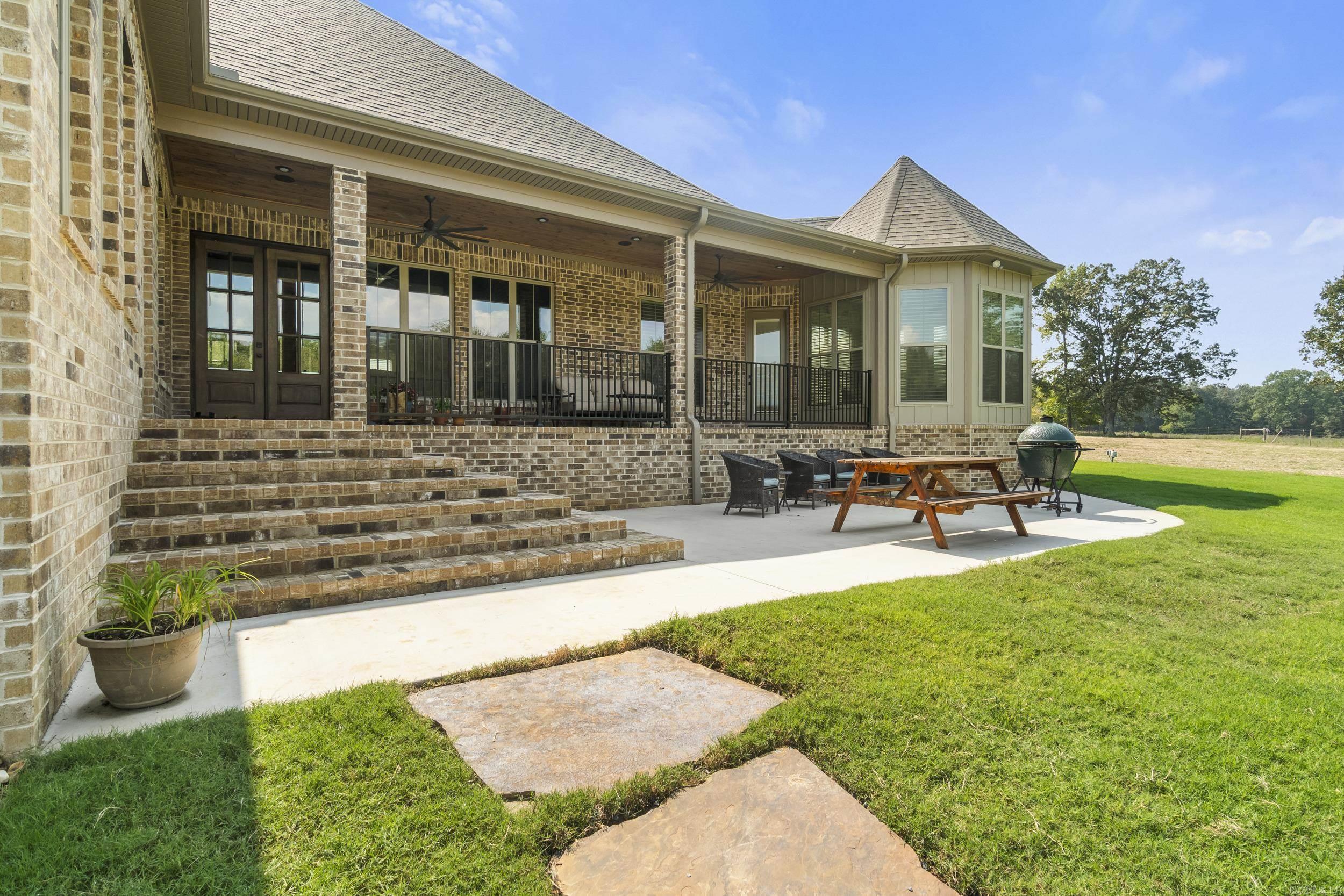  20 Cedar Ct  Searcy, AR