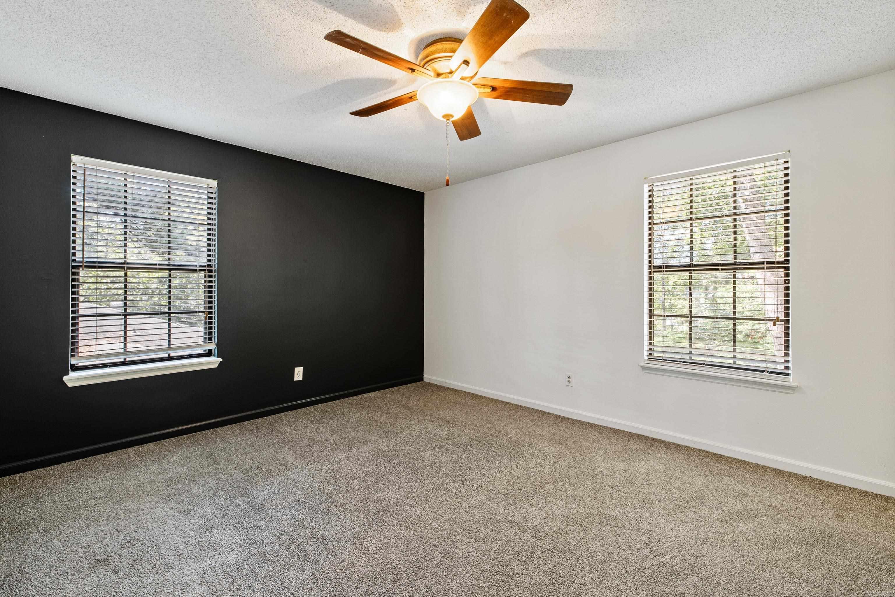 22 Flourite  Little Rock, AR