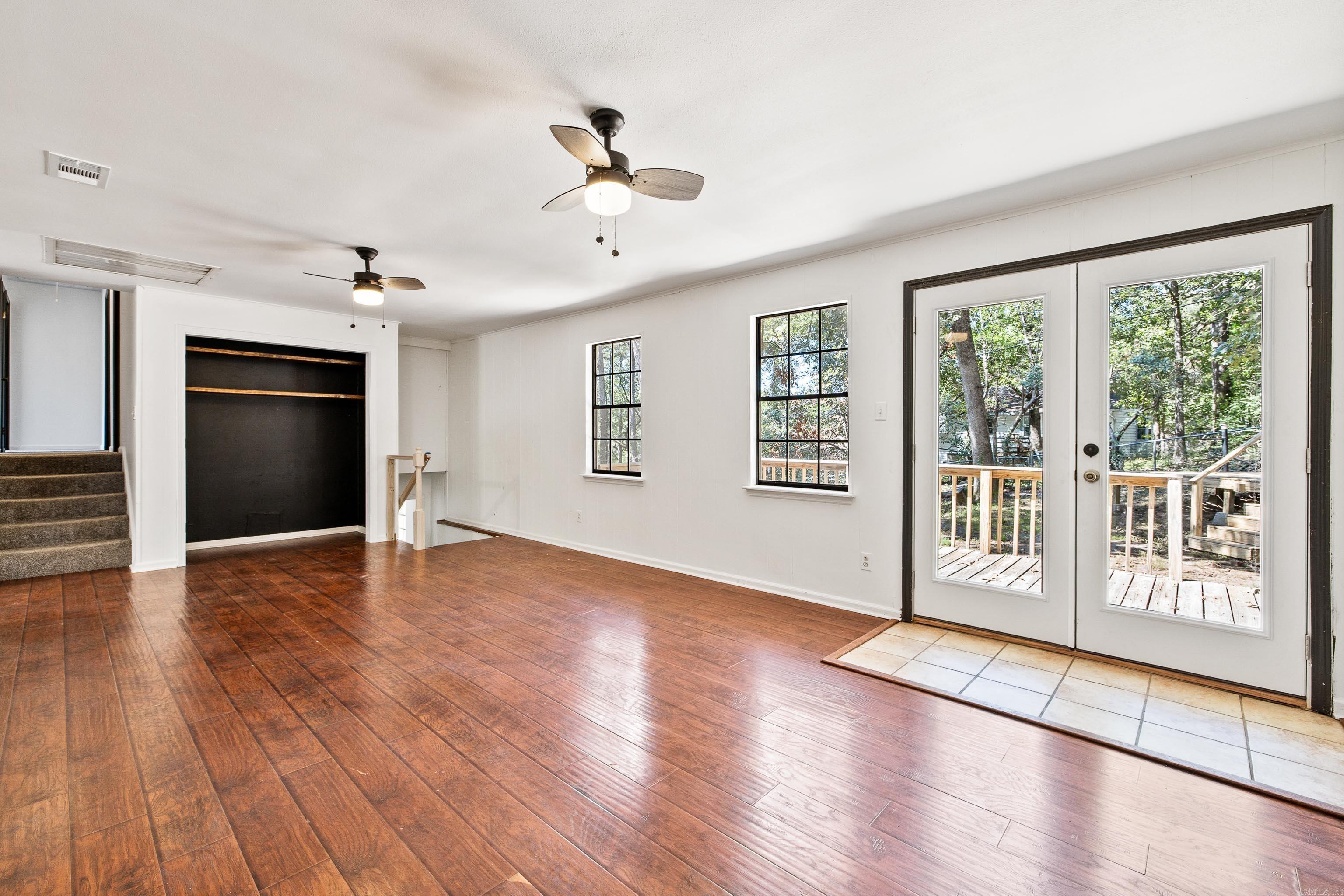 22 Flourite  Little Rock, AR