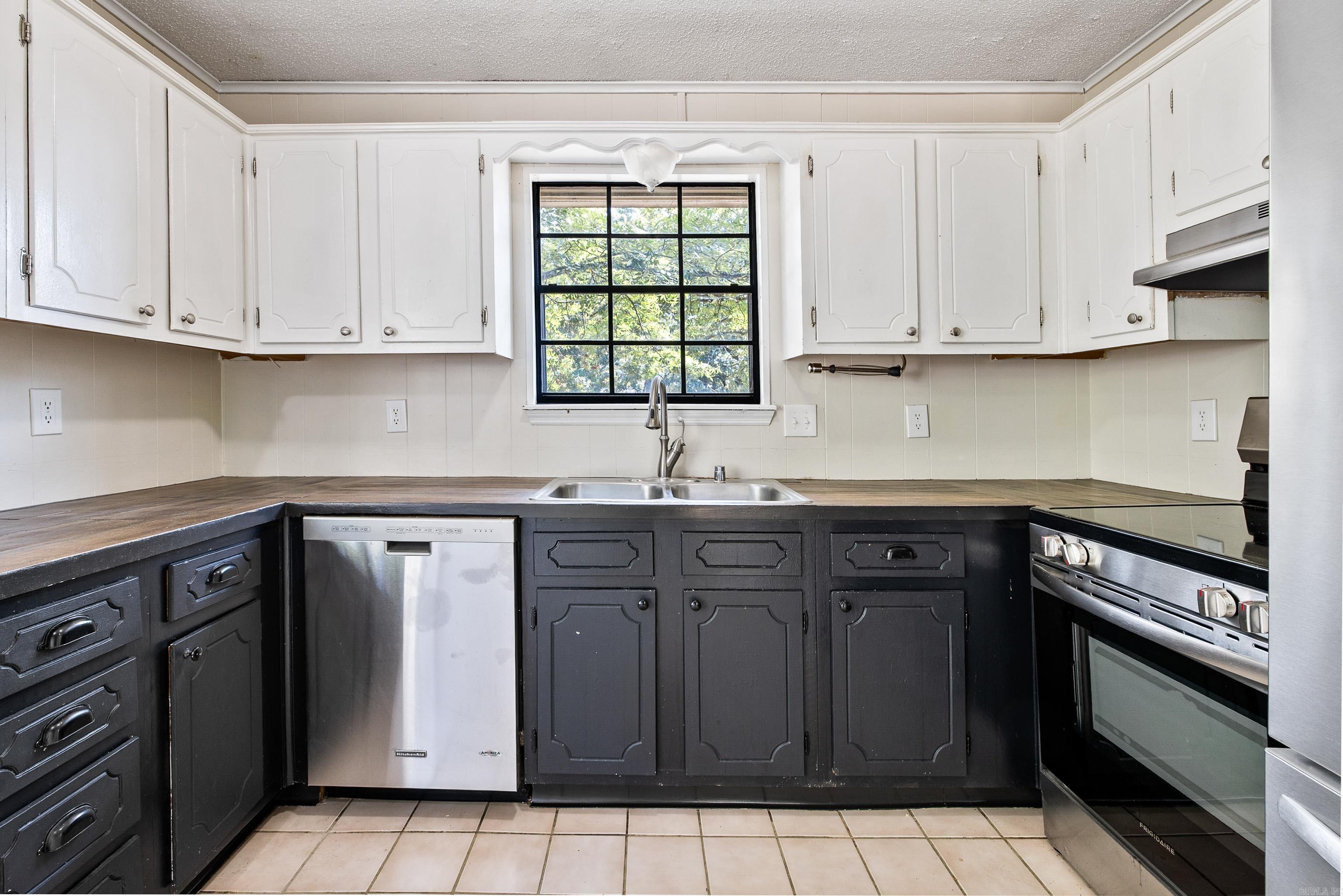 22 Flourite  Little Rock, AR