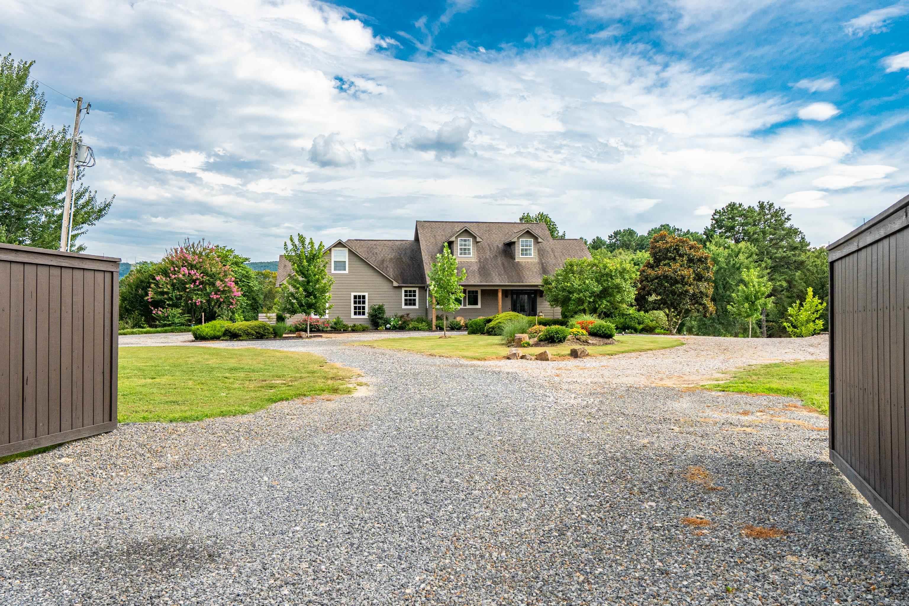 1209 S Moore  Hot Springs, AR