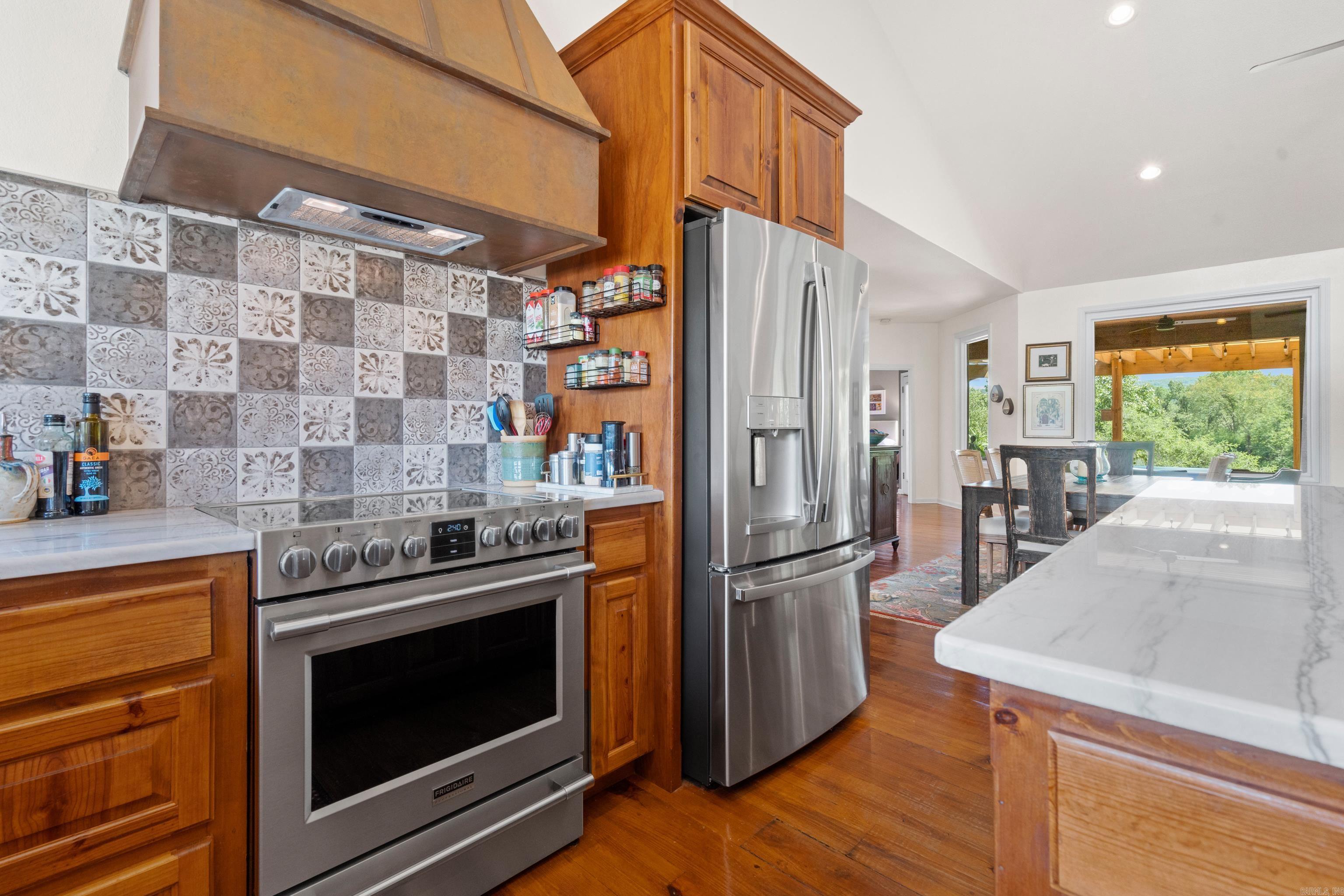 1209 S Moore  Hot Springs, AR