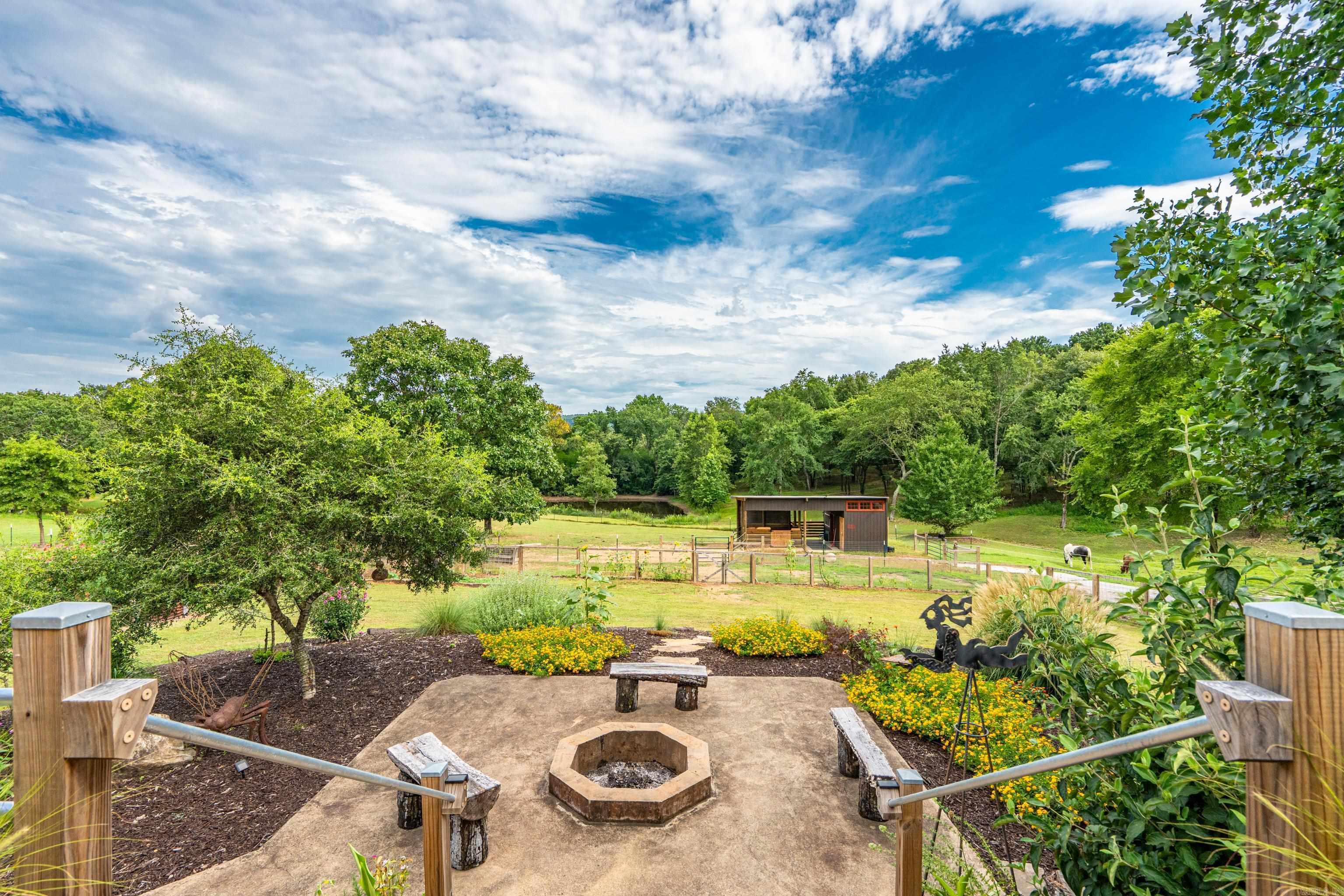 1209 S Moore  Hot Springs, AR