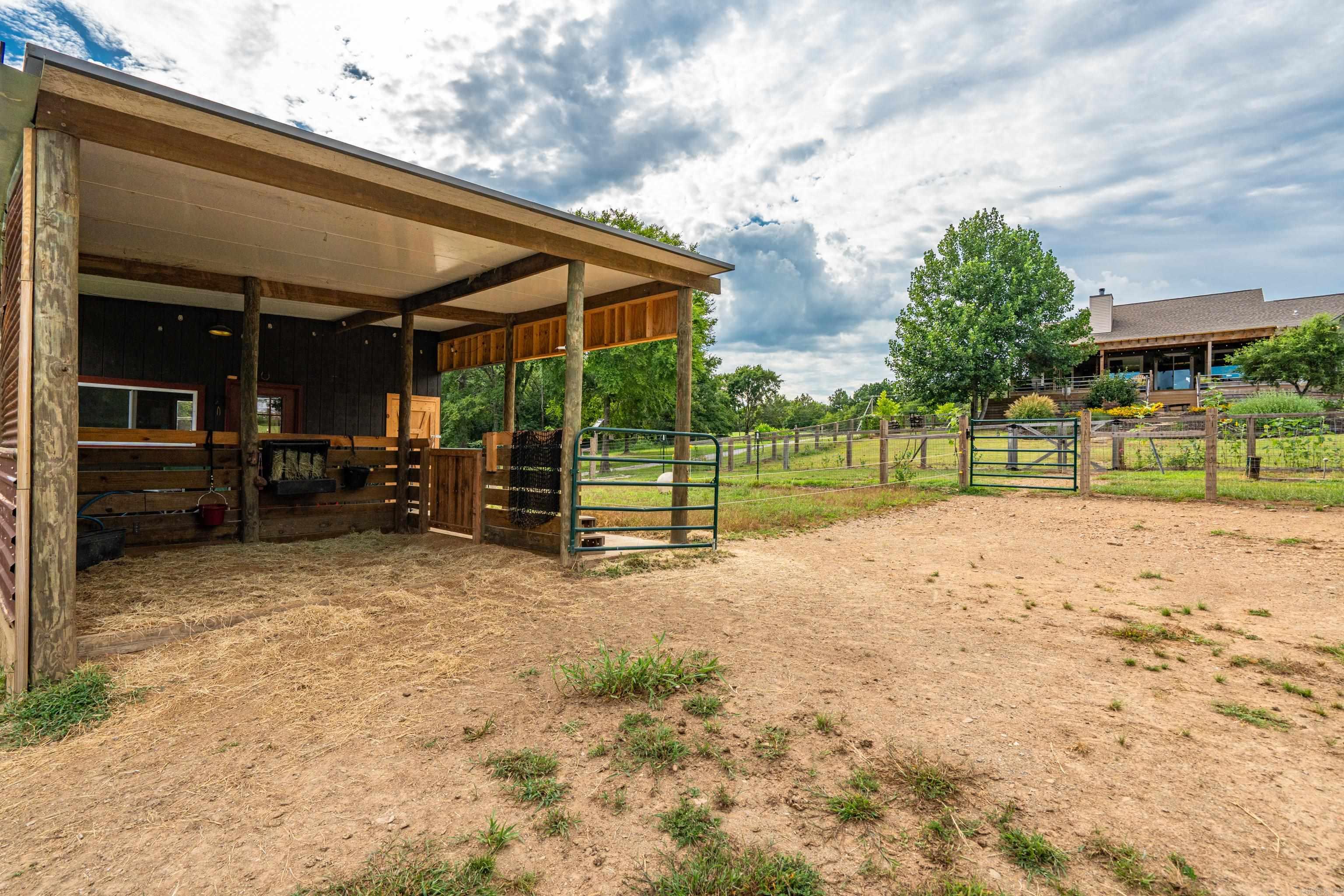 1209 S Moore  Hot Springs, AR