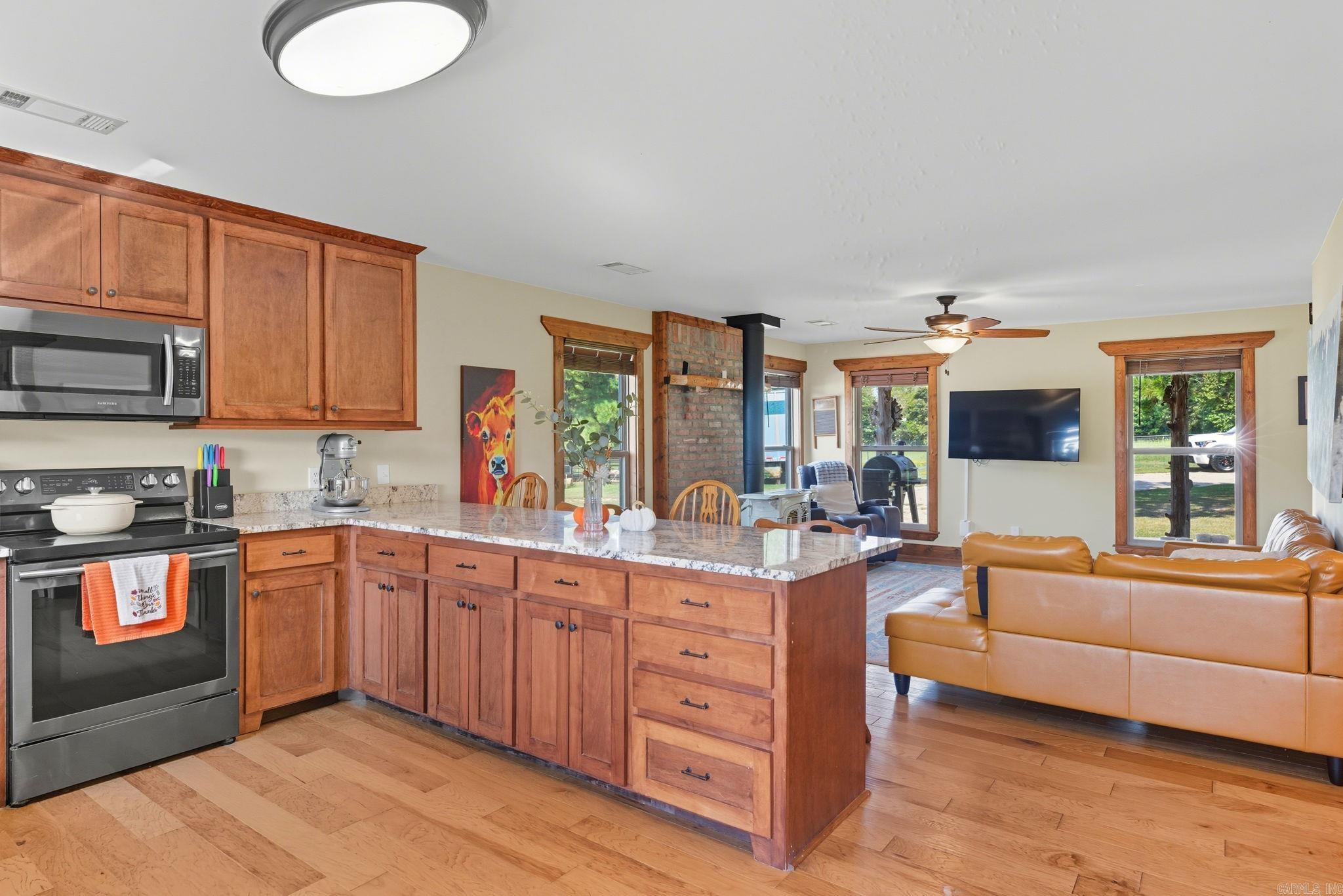 24923 Colonel Glenn  Little Rock, AR